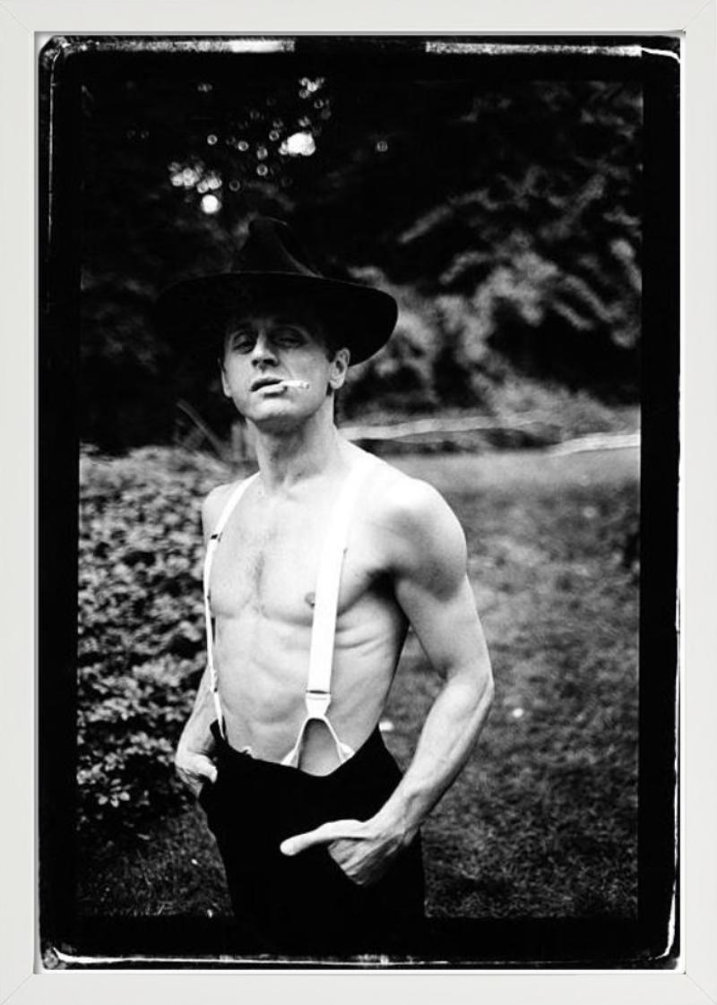 Baryshnikov interpreta Belmondo - Portait in Suspenders, Fotografia Fine Art, 1986 in vendita 4