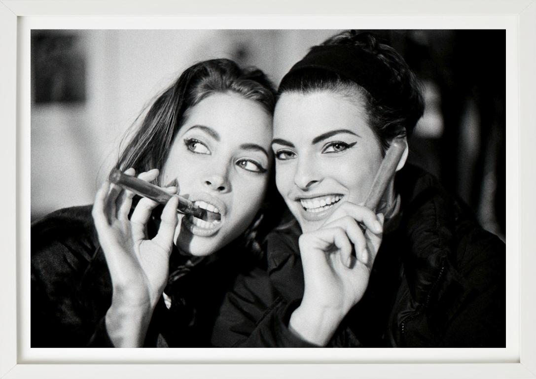 Christy Turlington & Linda Evangelista mit Zigarren – Kunstfotografie, 1989 im Angebot 6