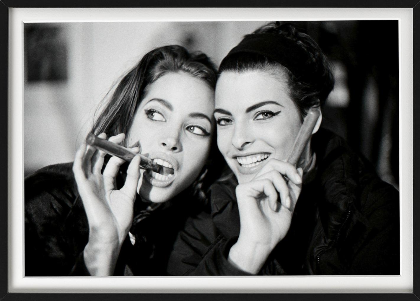 Christy Turlington & Linda Evangelista mit Zigarren – Kunstfotografie, 1989 im Angebot 3