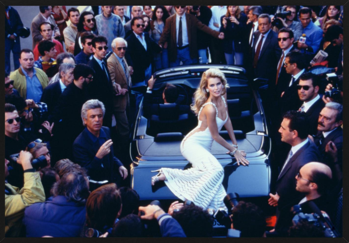 Claudia Schiffer per Valentino, Roma - Fotografia d'autore, 1997 in vendita 4