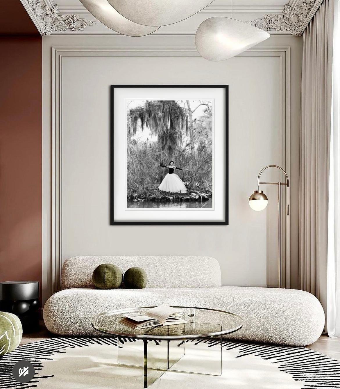 Helena Christensen, Vogue britannique, photographie d'art, 1990 - Contemporain Photograph par Arthur Elgort