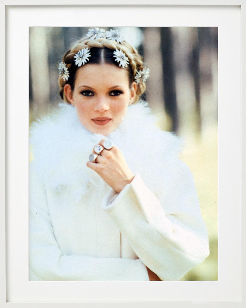 Kate Moss, para Vogue Italia, Fotografía artística, 1992 - Photograph de Arthur Elgort