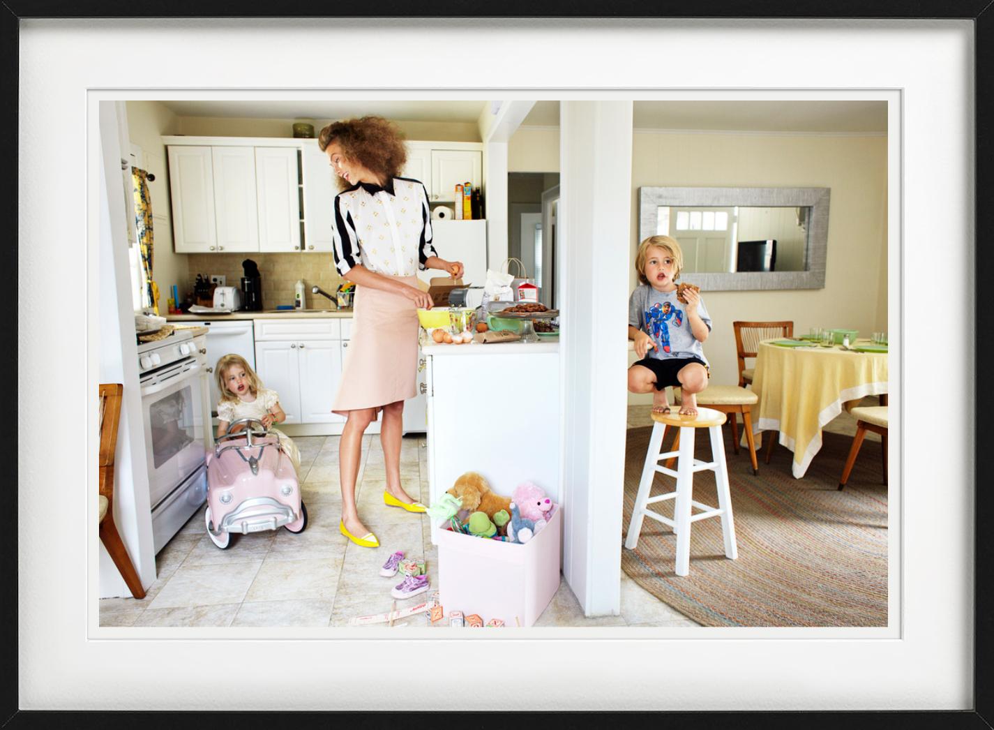 Little Pink House con Karlie Kloss, Fotografía artística en venta 4