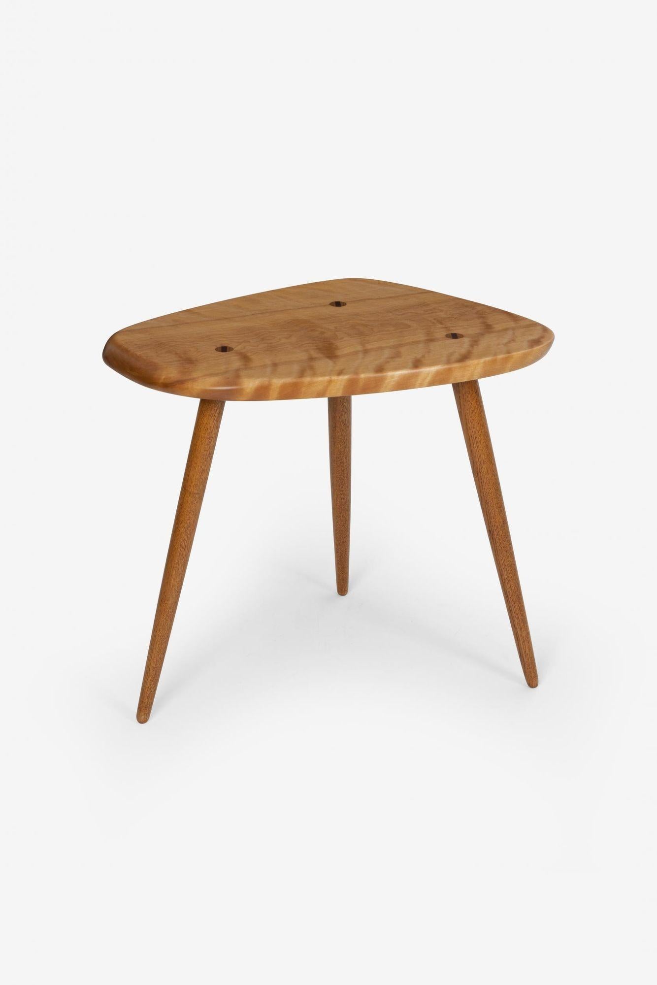 Arthur Espenet Carpenter Three-Legged Occasional Table in solid birch trapezoidal top with turned oak legs that pierce the top and are exposed as a design detail.
Signed on underside [Espenet Birch 246]