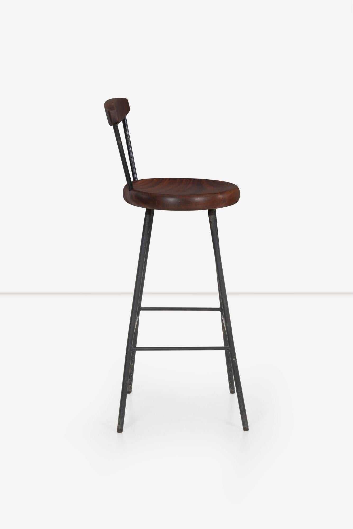Huilé Arthur Espenet Carpenter Tabouret unique - Noyer et acier (circa 1965) en vente