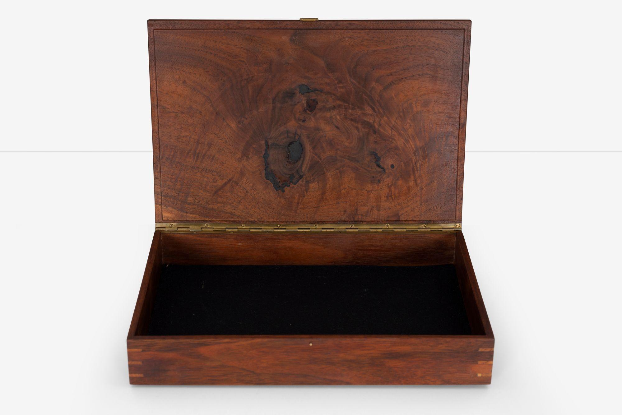 American Craftsman Scatola di legno Arthur Espenet 1961 in vendita