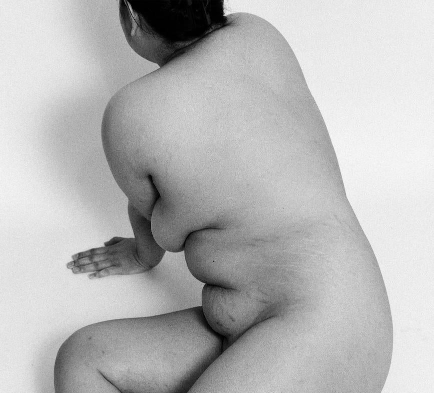 Figurenstudie Nr. 33 (Grau), Nude Photograph, von Arthur Hauser