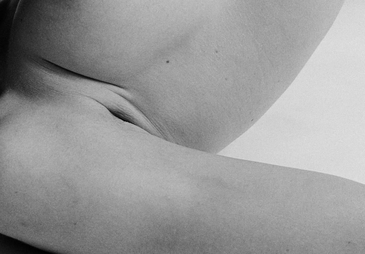 These photographs explore tonality, texture and depth in context of the human figure. 

This photograph was made in my home studio in Seoul, South Korea. 
These figure studies intend to explore and demonstrate the shapes and patterns of the human