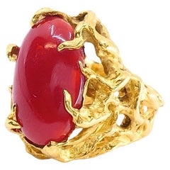 Arthur King 18k Gold Brutalist  Coral Cabochon Cocktail Ring