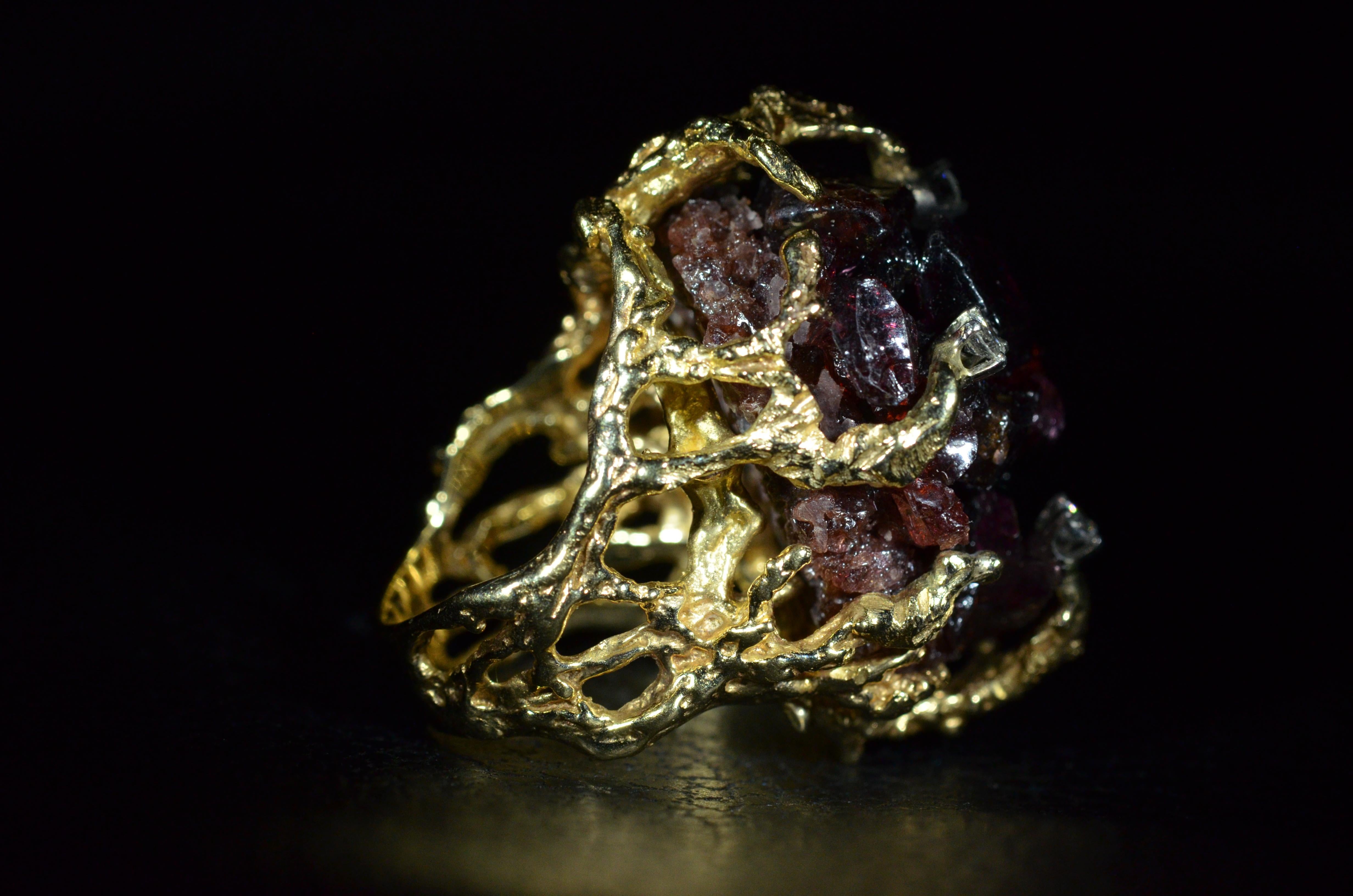 Retro Arthur King Style Free-form Garnet Cluster and Diamond Ring For Sale