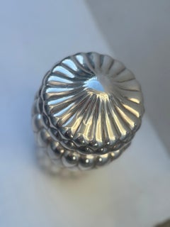 Boîte / Shakers en métal argenté d'Arthur Krupp pour "Ovomaltine" Luzern "