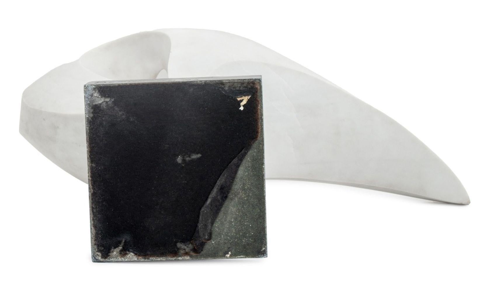Arthur M. Bernhang Gray Marble Sculpture, 1985 in vendita 3