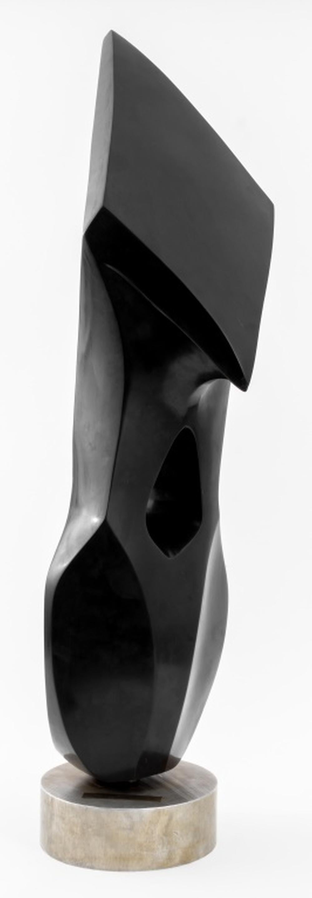 Scultura in marmo nero 