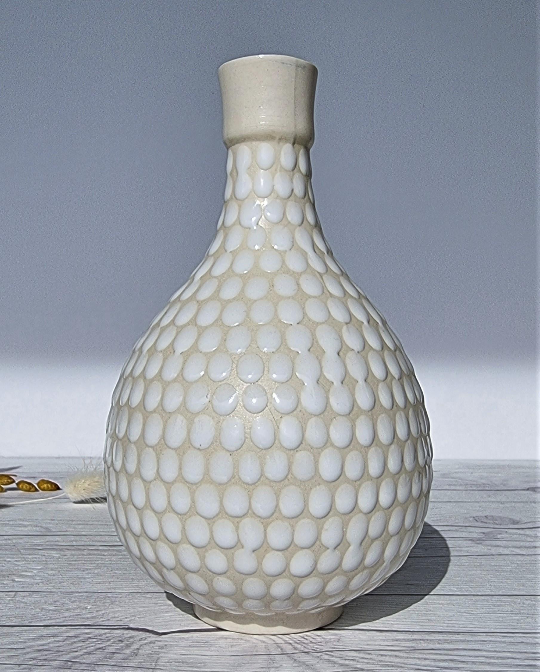 Swedish Arthur Percy for Gefle Upsala Ekeby, Buttermilk / Daisy White Dotted Relief Vase For Sale