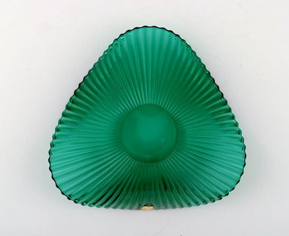 20th Century Arthur Percy for Nybro Sweden, Two Bowls and a Vase in Green Art Glass For Sale