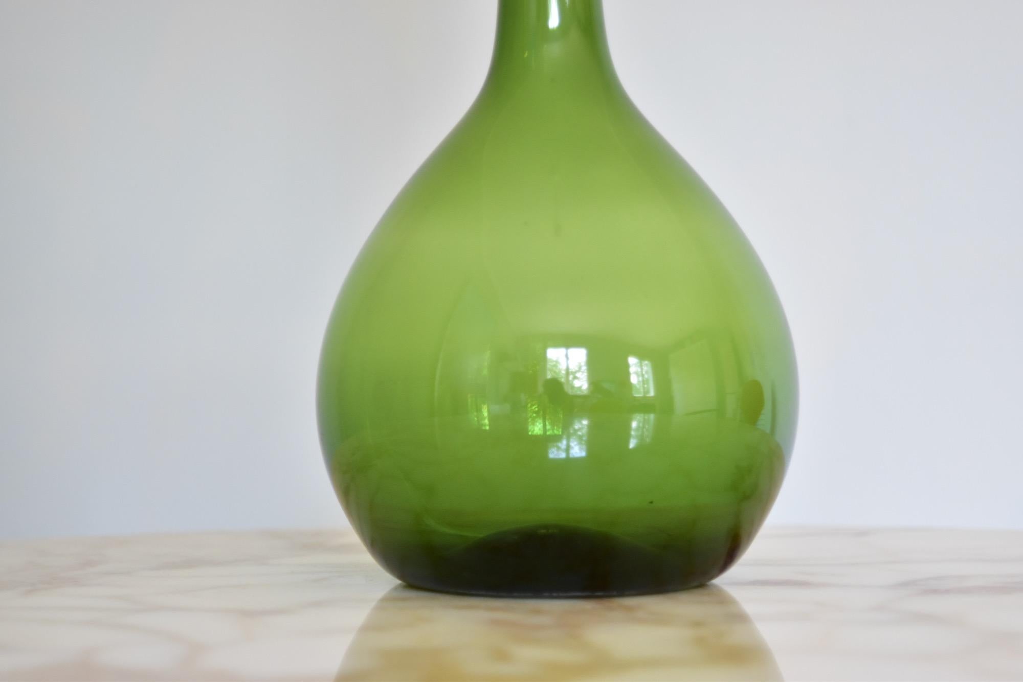 Arthur Percy Modern Art Glass Vase for Gullaskruf Made in Sweden In Good Condition In Krefeld, DE