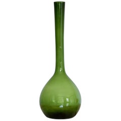Arthur Percy Modern Art Glass Vase for Gullaskruf Made in Sweden