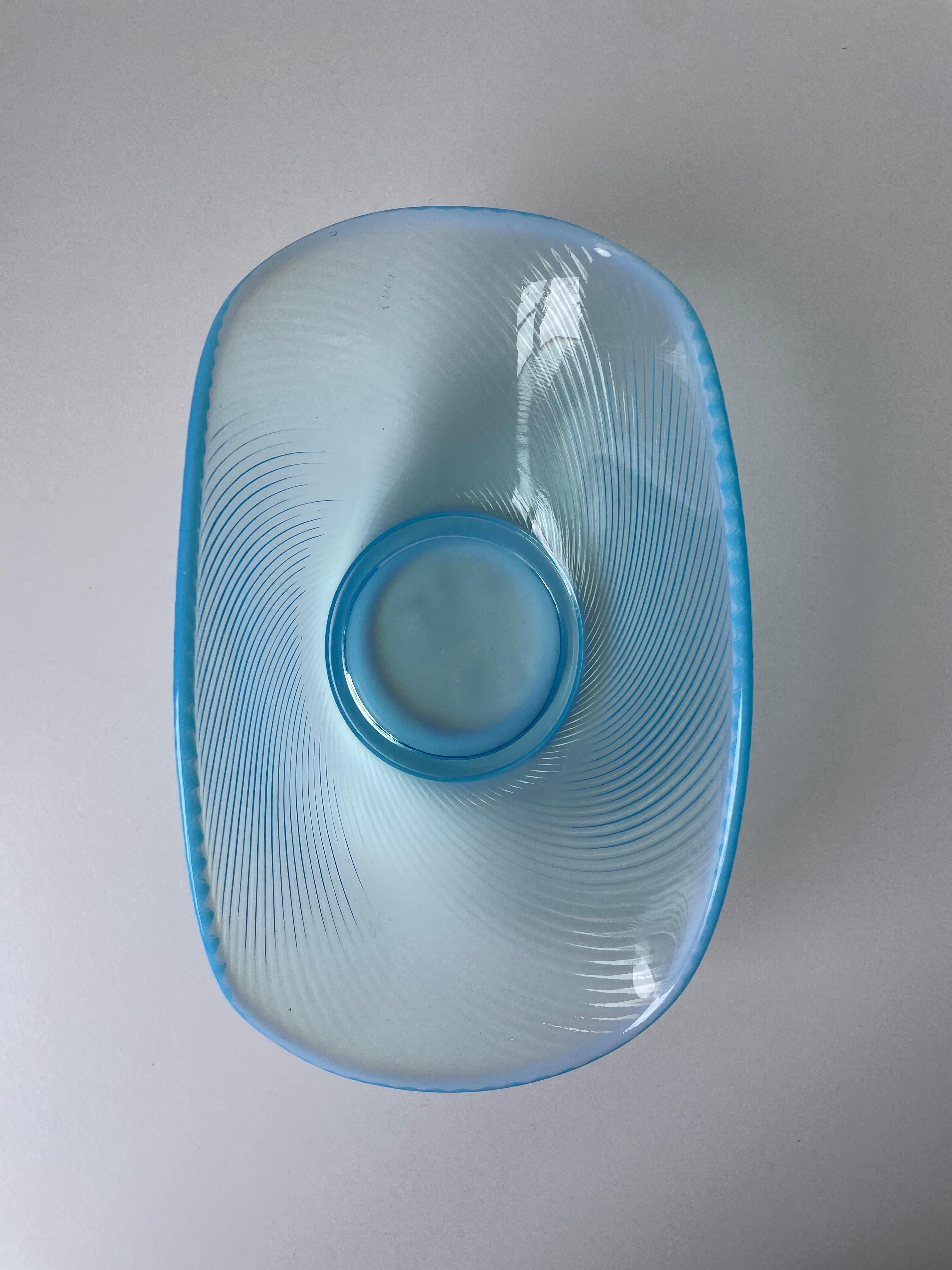 Arthur Percy Sky Blue Opalescent Glass Bowl, Gullaskruf, 1950s For Sale 2