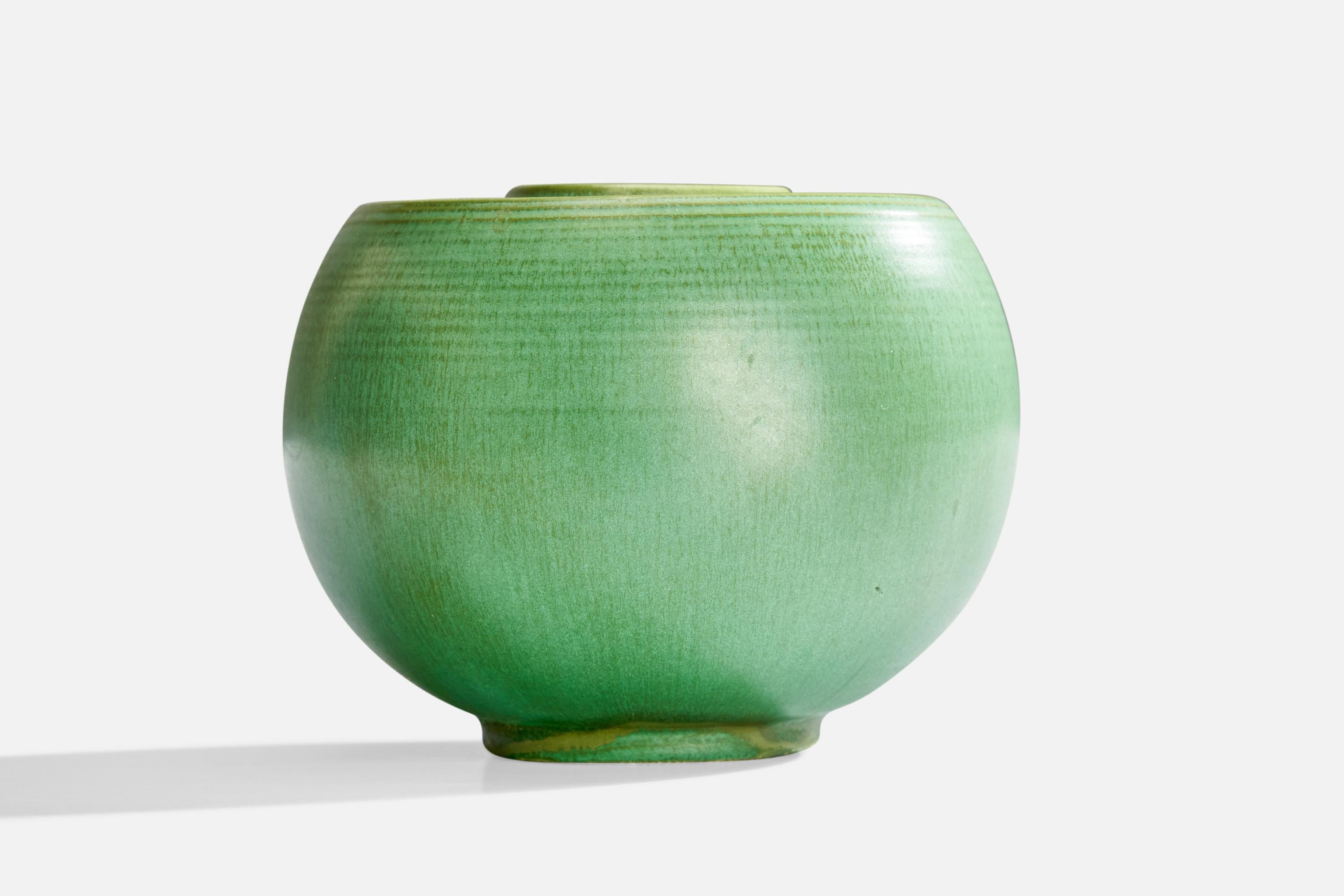 Scandinavian Modern Arthur Percy, Vase, Ceramic, Sweden, 1930s For Sale