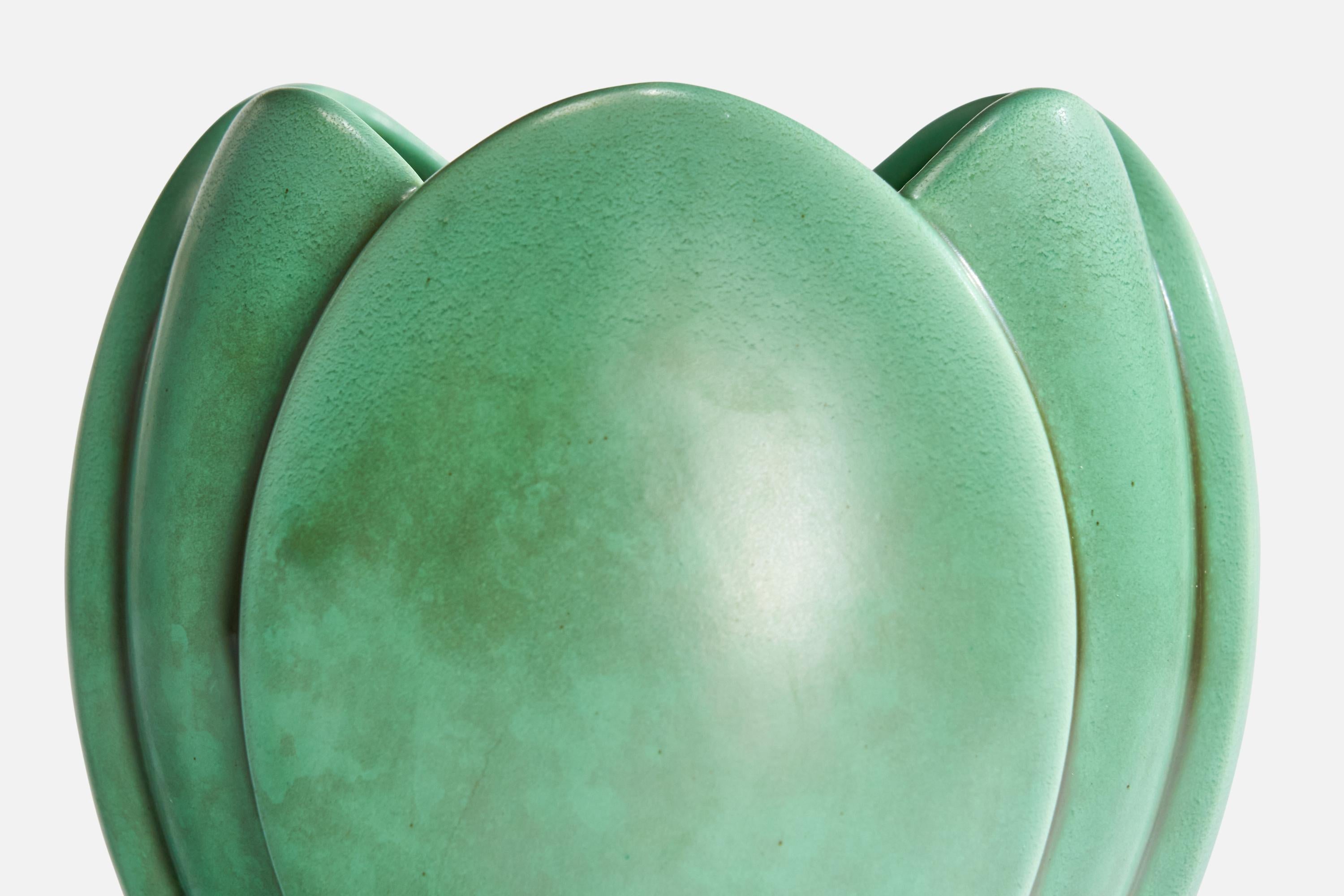 Milieu du XXe siècle Arthur Percy, vase, céramique, Suède, années 1930 en vente