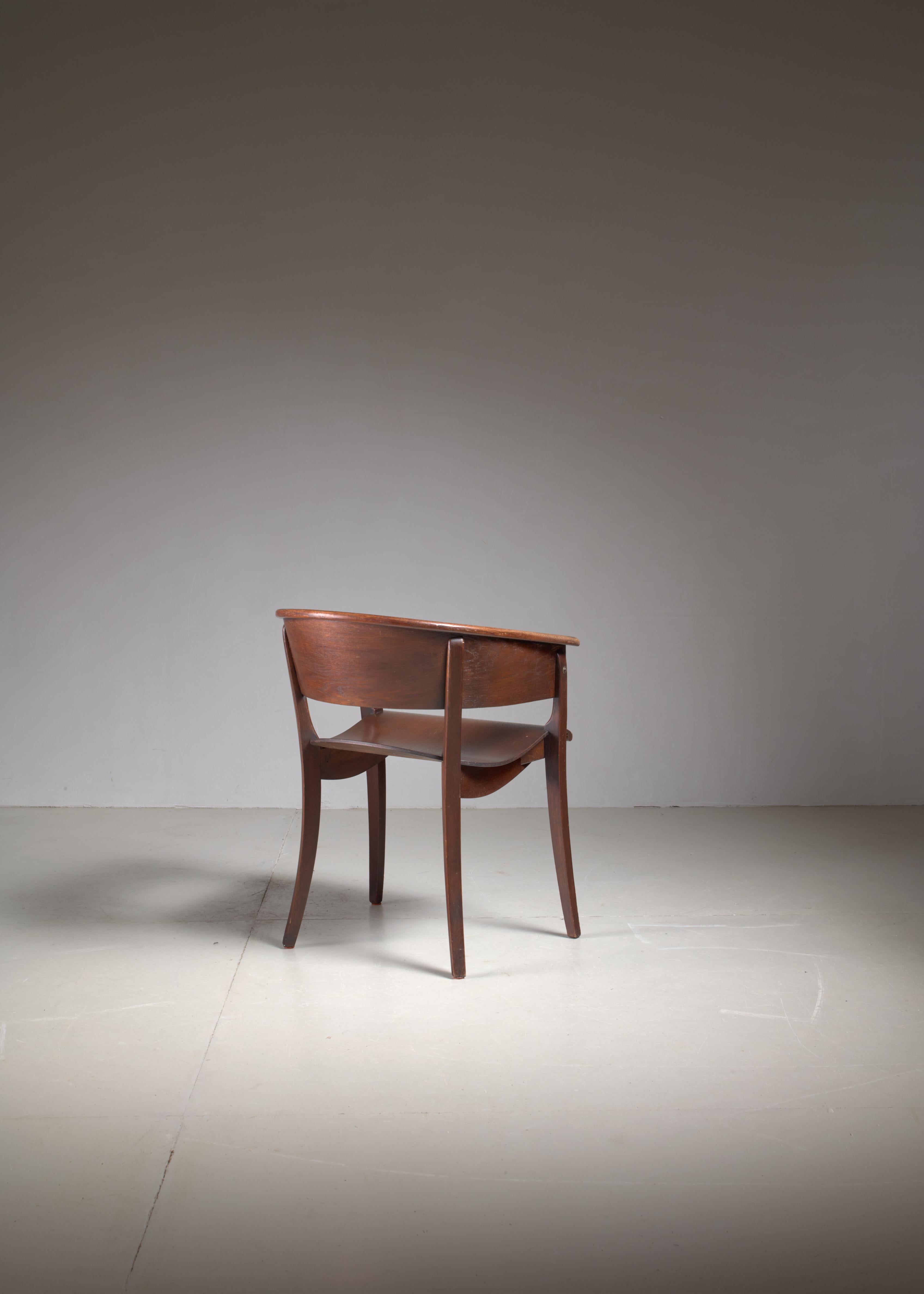 Arthur Rockhausen Bauhaus Style Plywood and Oak Chair, Germany, circa 1928 In Good Condition For Sale In Maastricht, NL