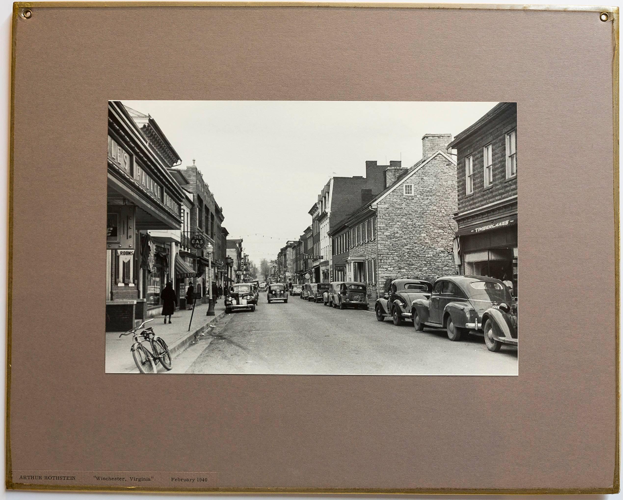 Winchester Virginia February 1940 Vintage Silver Gelatin Print  - Photograph by Arthur Rothstein