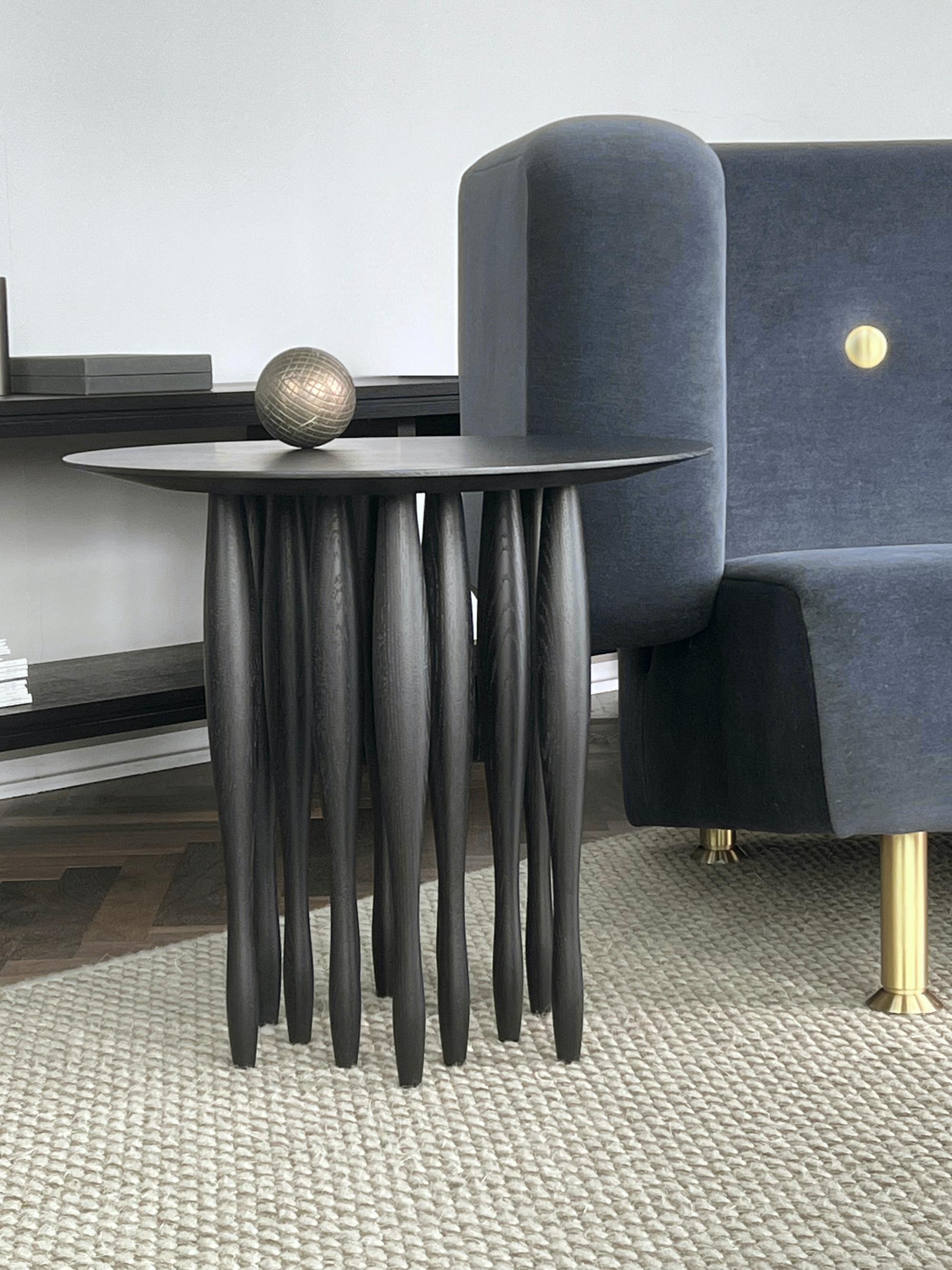 Allemand Table d'appoint Arthur par Studio Uwe Gaertner en vente