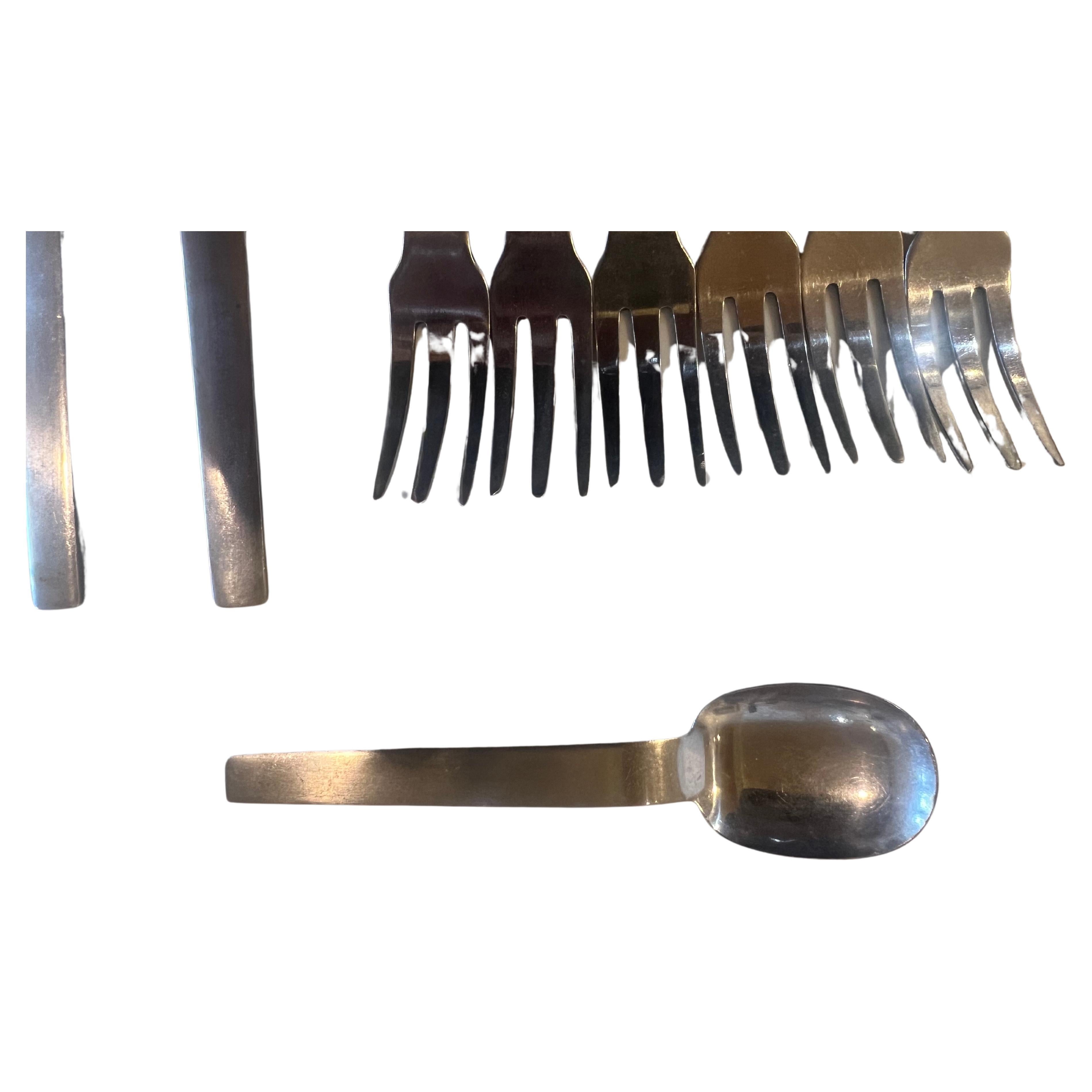 Arthur Slam Satin Bordelon Flatware set 22 Pcs. Austria In Good Condition In San Diego, CA