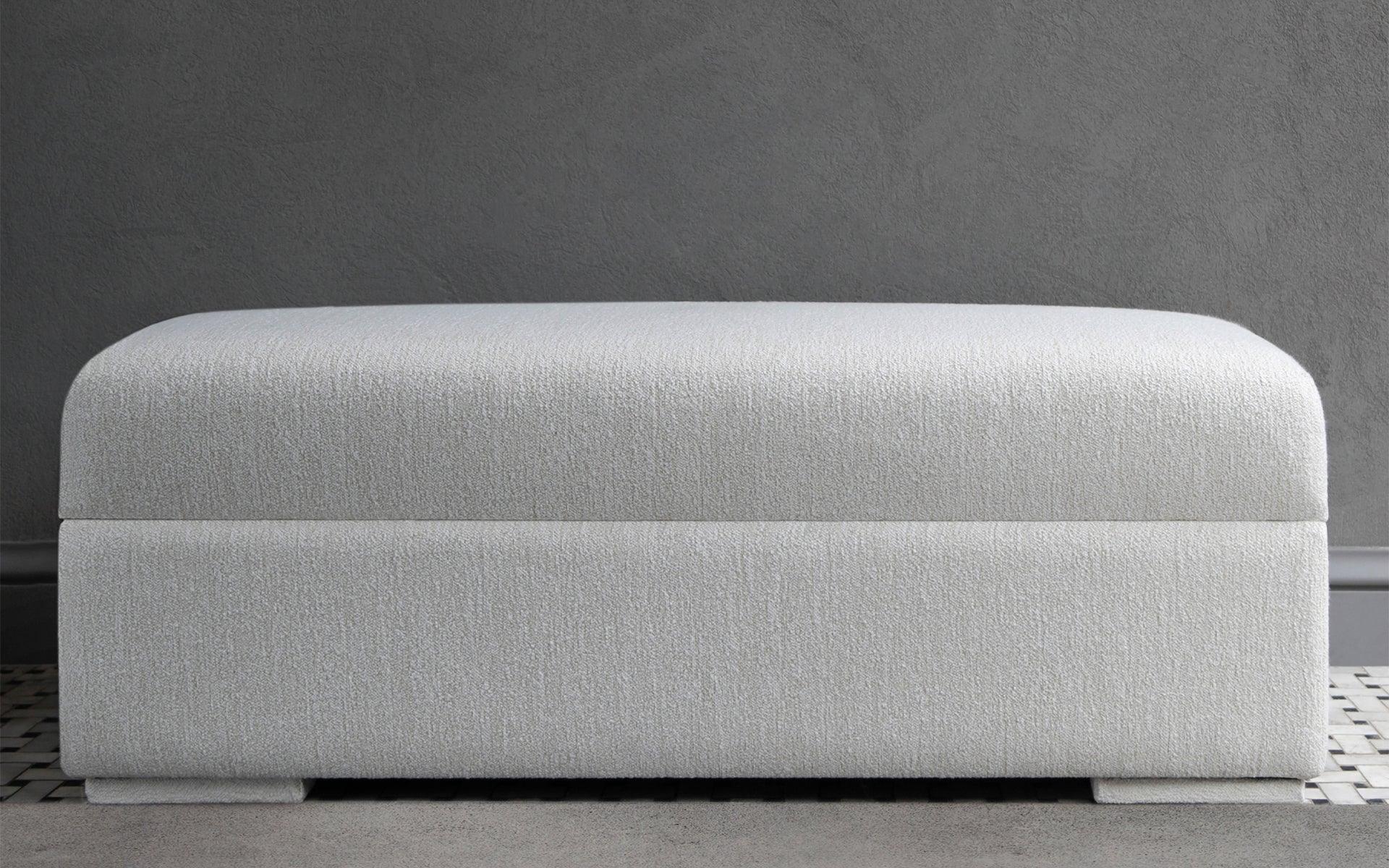 Travail du bois Module de rangement ottoman Arthur ** Délai de livraison de 3 semaines** en vente