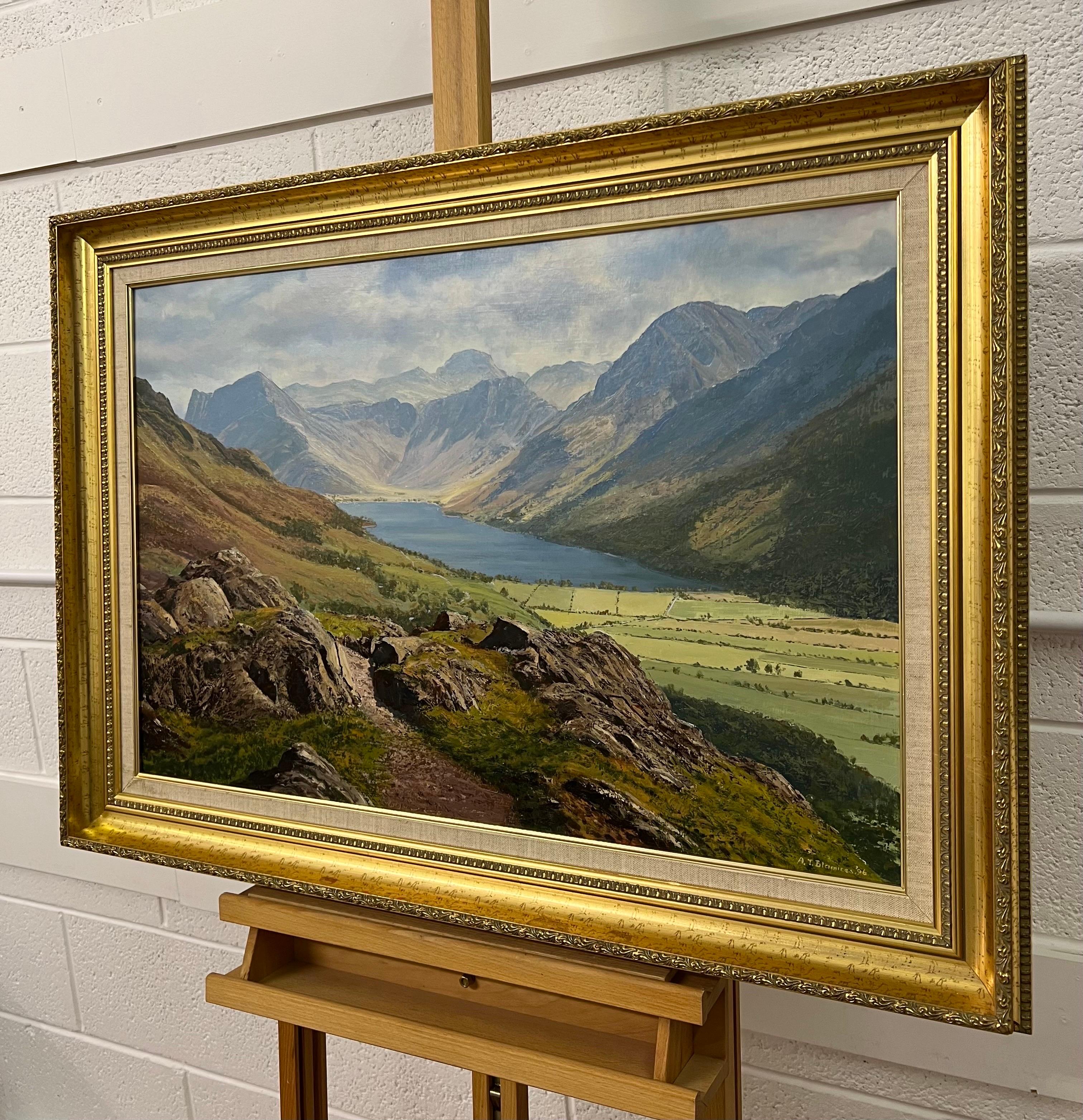 Great Gable & Buttermere dans le Lake District anglais par un artiste britannique du 20ème siècle en vente 2