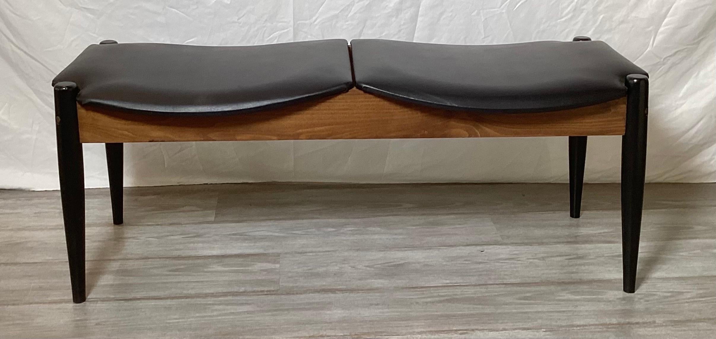 Mid-Century Modern Arthur Umanoff attr. for John Stuart Mid-Century Sculptured Bench en vente