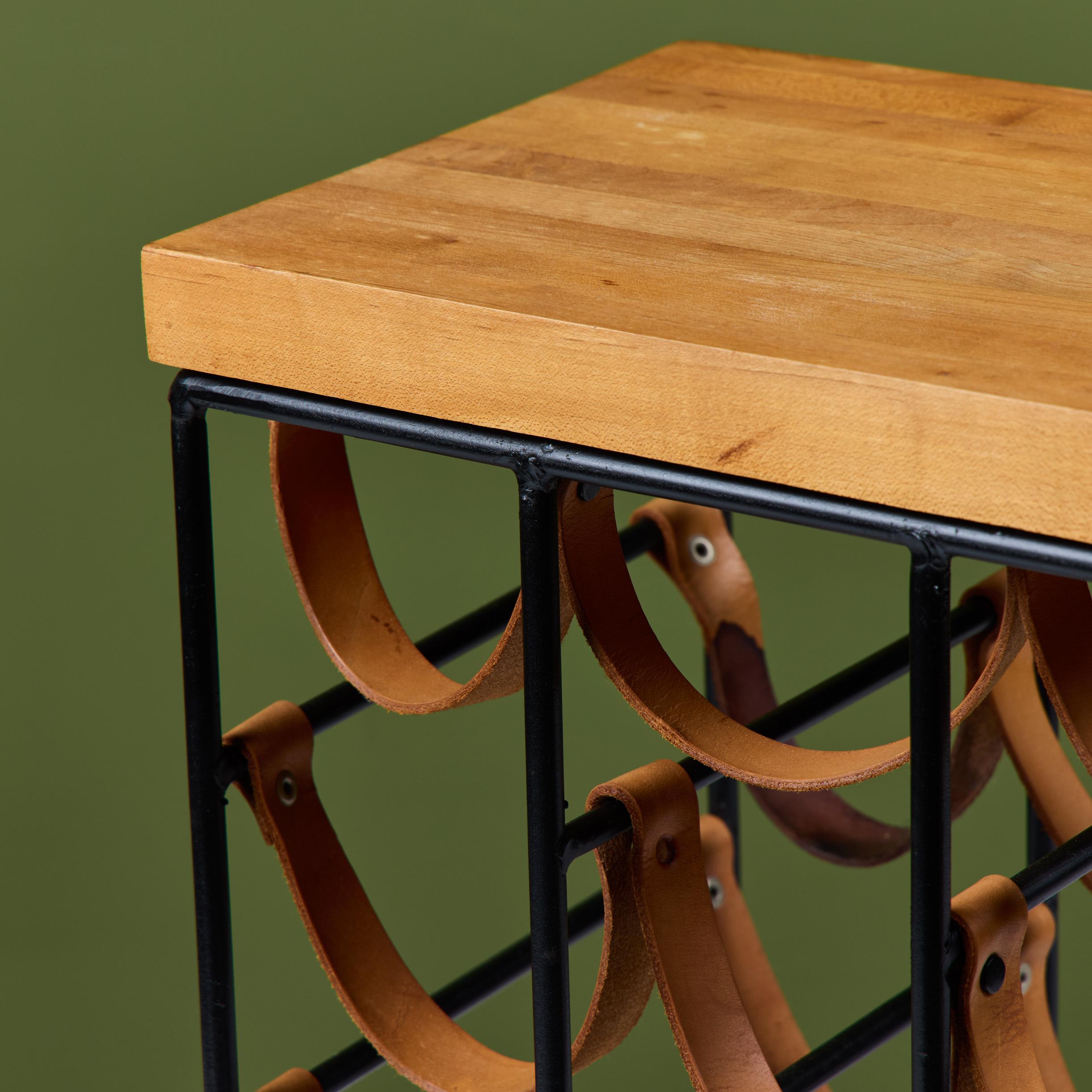 Mid-Century moderno Portabottiglie in legno di Arthur Umanoff in vendita