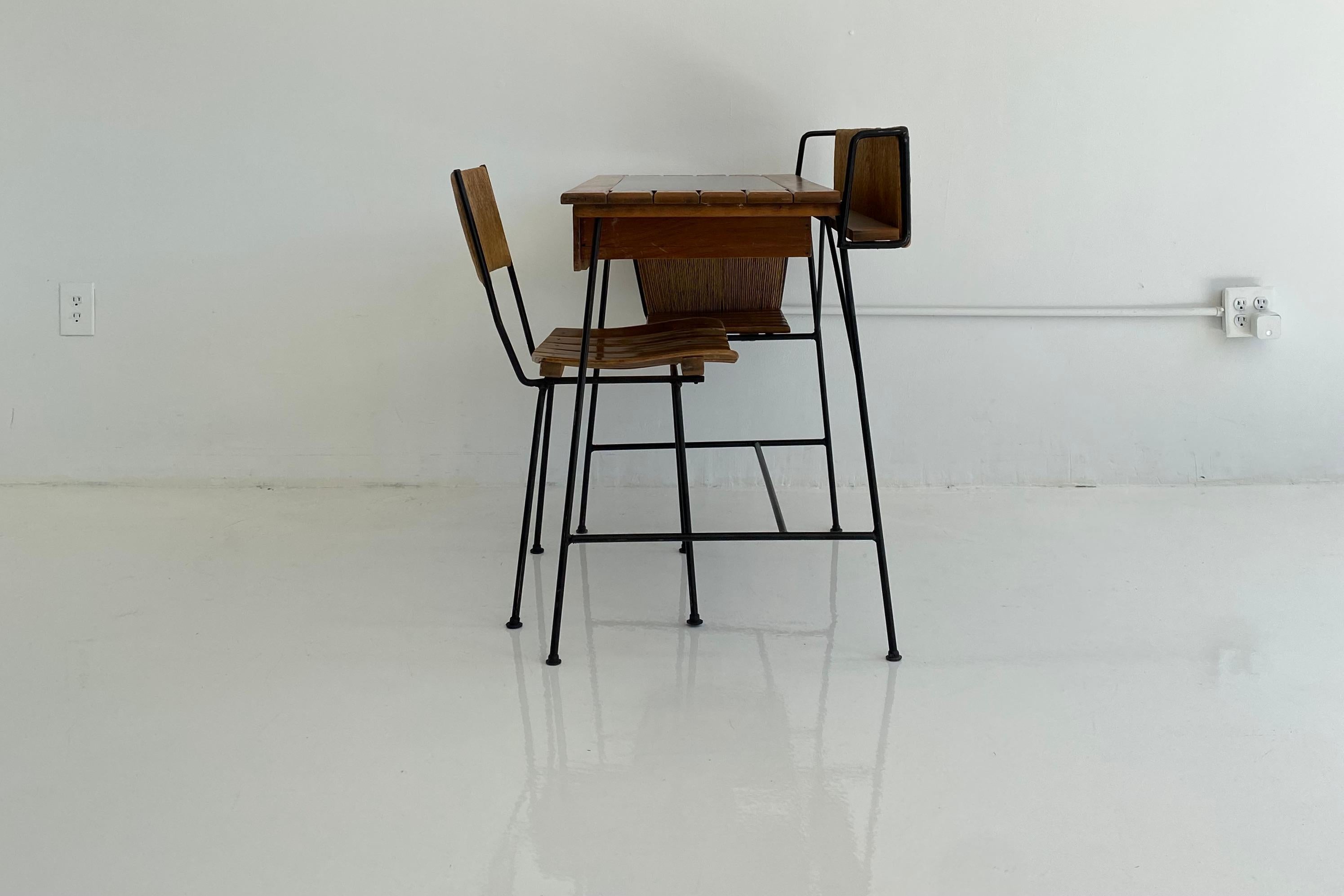 Arthur Umanoff Desk and Chair For Sale 5