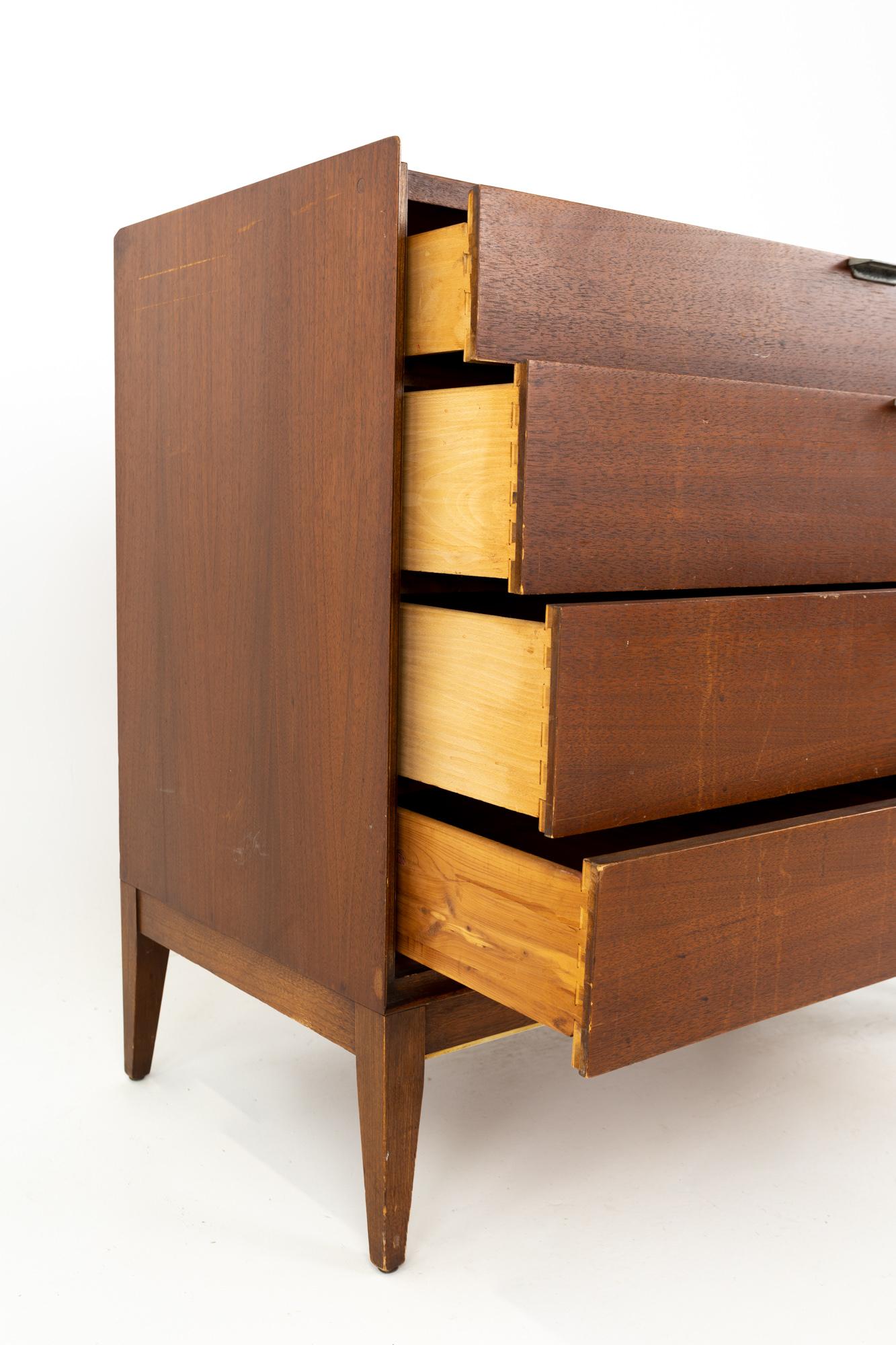 American Arthur Umanoff for Cavalier Furniture Mid Century 4 Drawer Dresser