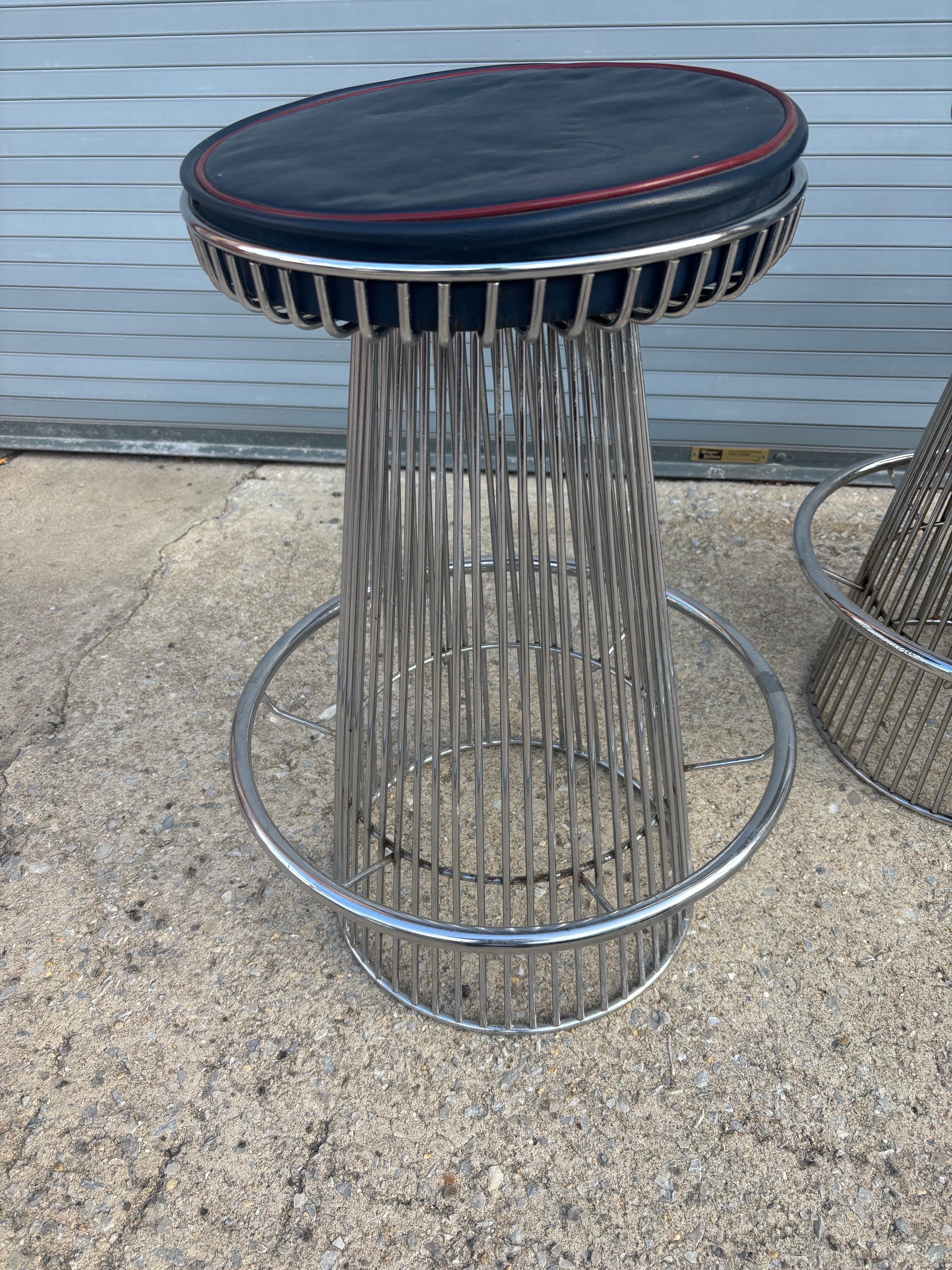 Arthur Umanoff for Contempory Shells Set of 3 Chrome Bar Stools 2
