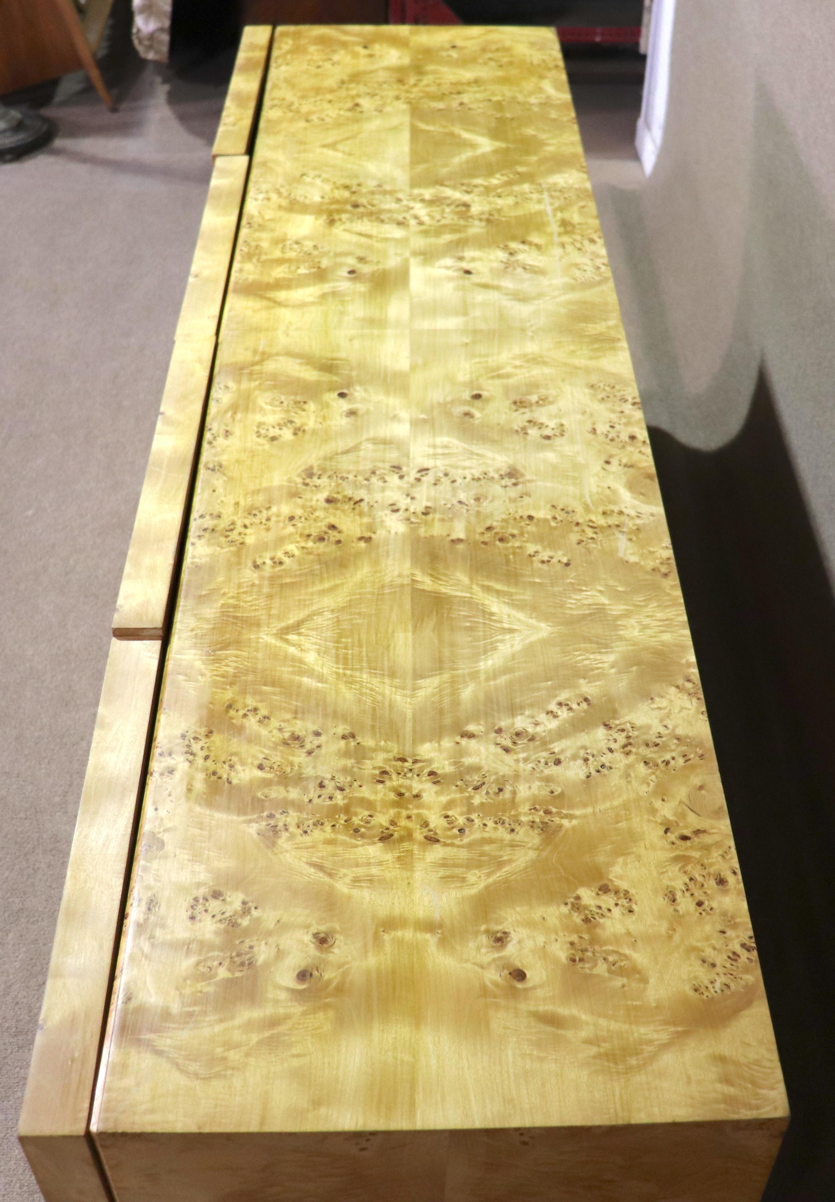 Arthur Umanoff for Dillingham Burl Sideboard In Good Condition For Sale In Brooklyn, NY