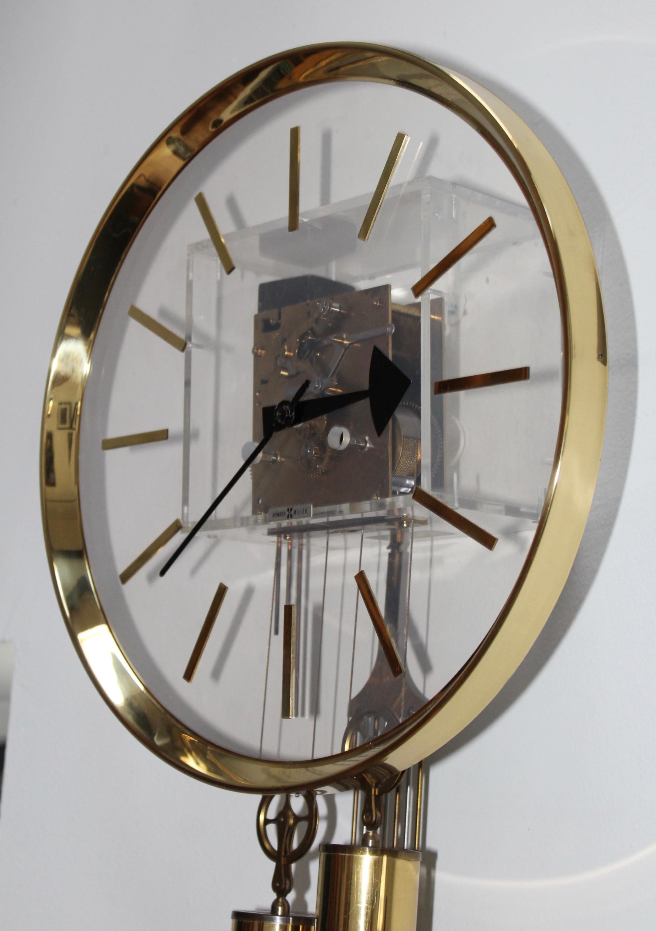 Arthur Umanoff for Howard Miller Lucite Wall Clock In Good Condition In New York, NY