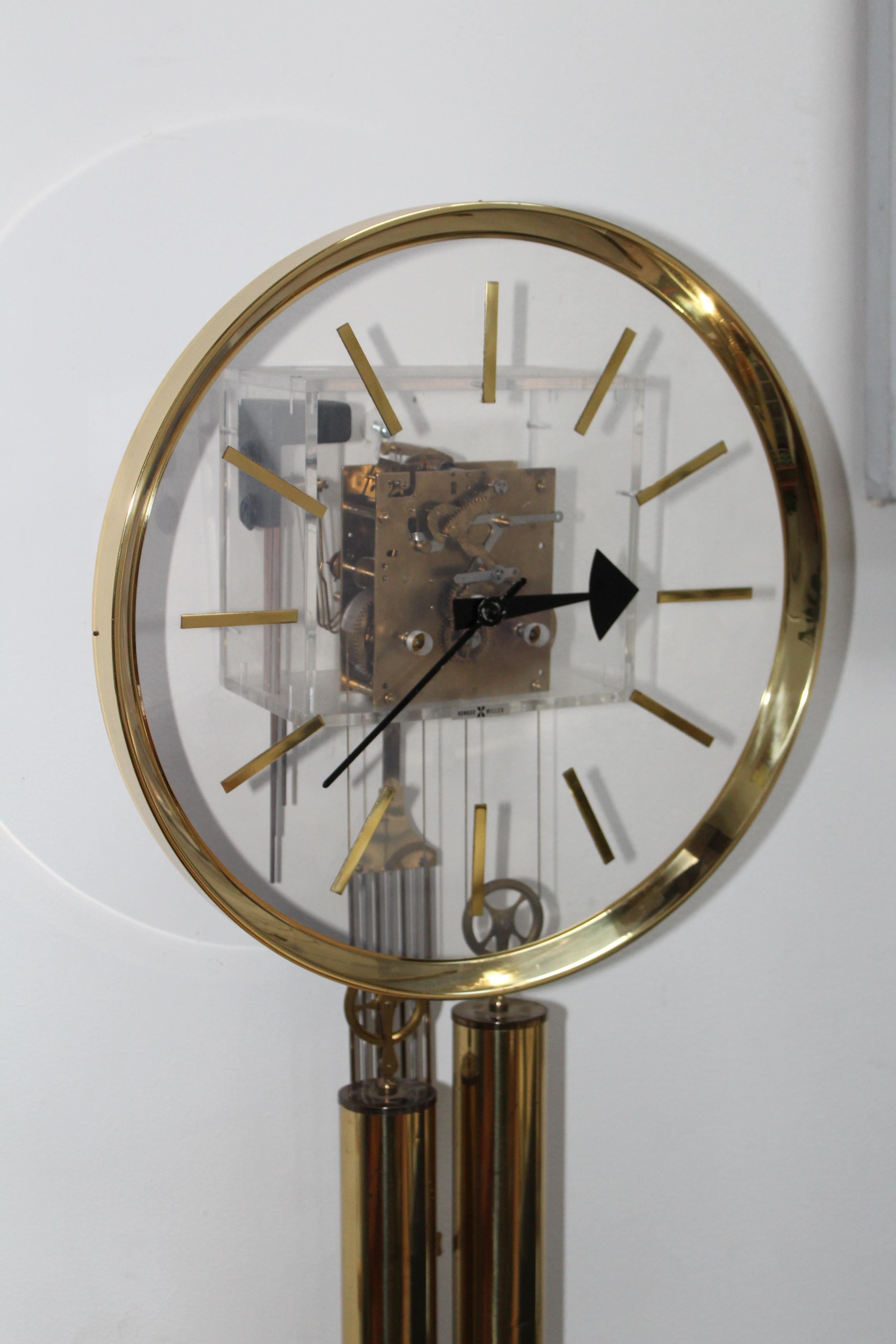 Metal Arthur Umanoff for Howard Miller Lucite Wall Clock