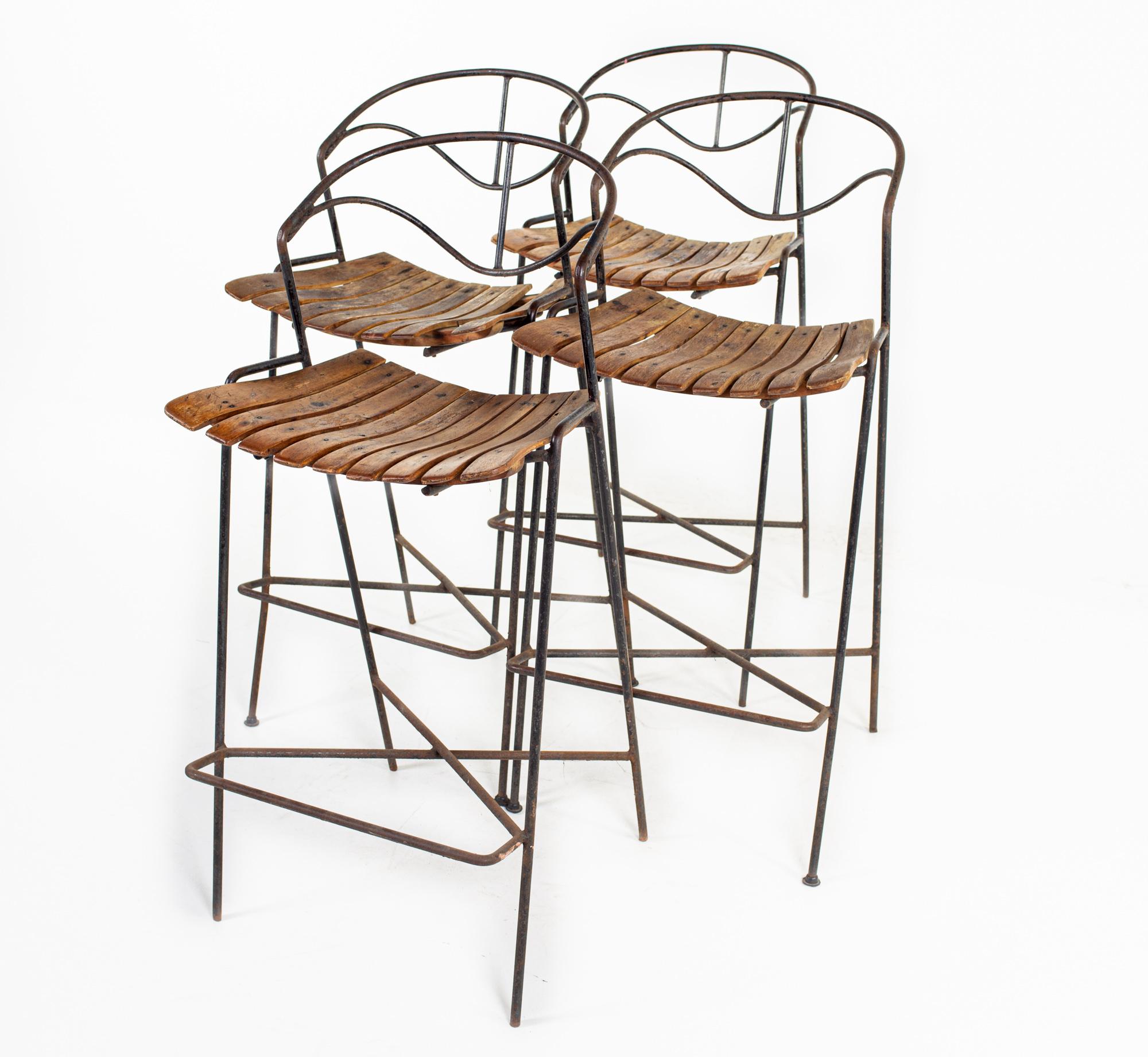 Arthur Umanoff para Raymor Barstools de hierro y madera de mediados de siglo, set de 4 Moderno de mediados de siglo en venta