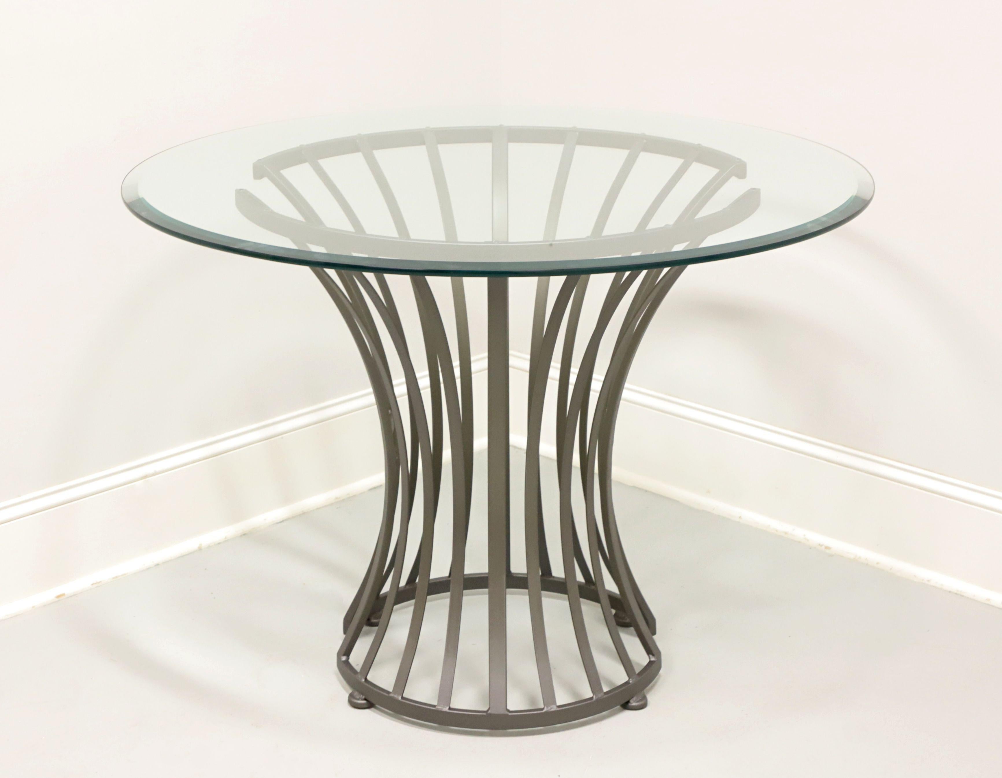 ARTHUR UMANOFF for Shaver-Howard MCM Modern Steel & Glass Round Dining Table In Good Condition In Charlotte, NC