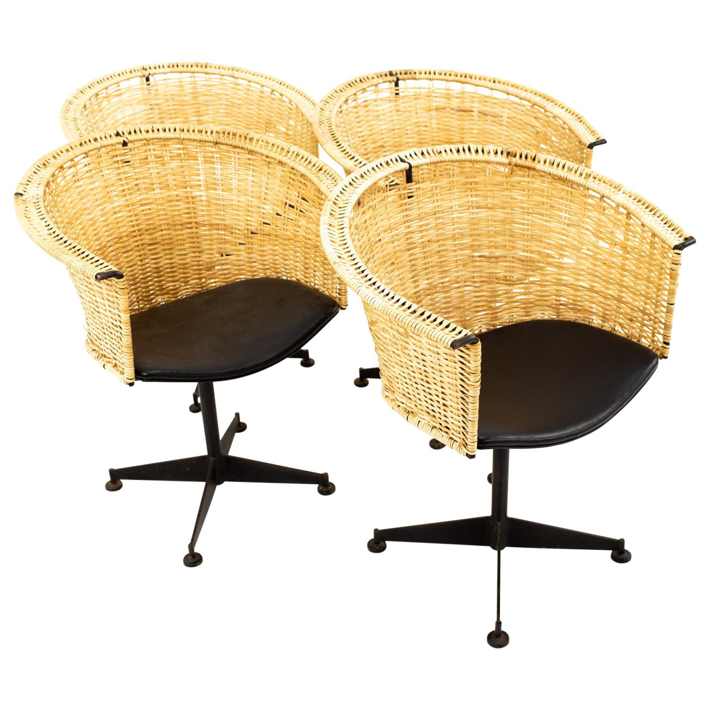 Arthur Umanoff for Shaver Howard Midcentury Iron and Vinyl Wicker Chairs, Four