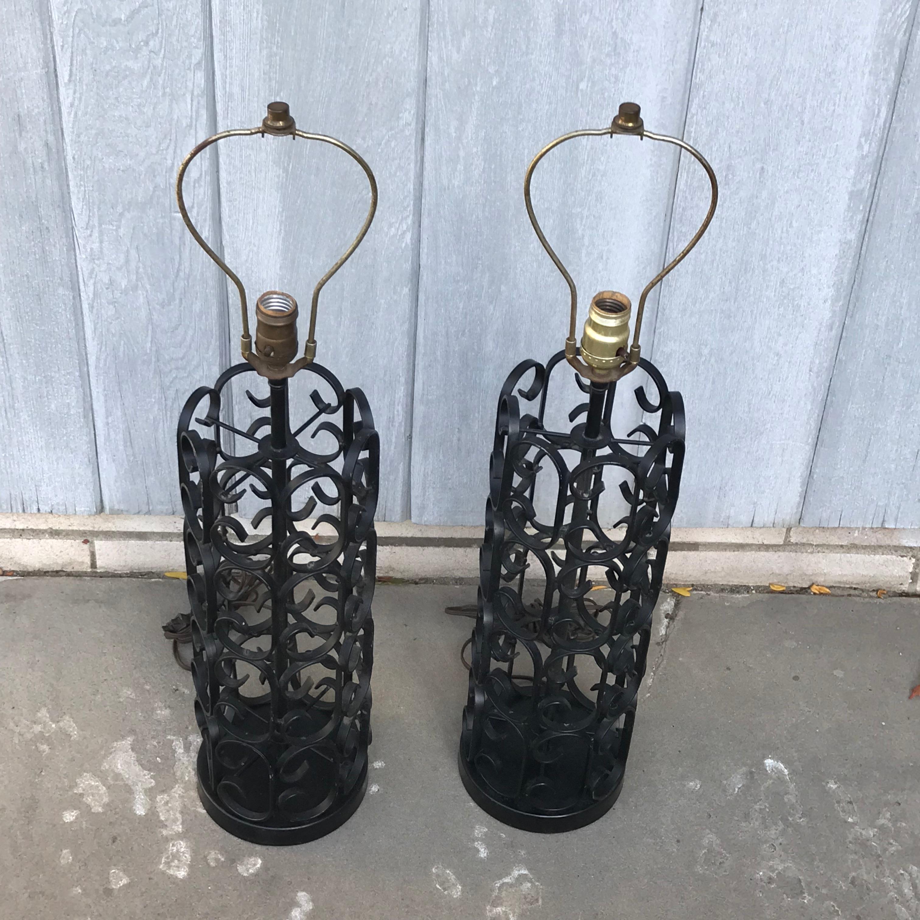 Arthur Umanoff iron filigree table lamps. Elegant motif to coordinate with multiple styles of decor. Tested and working.