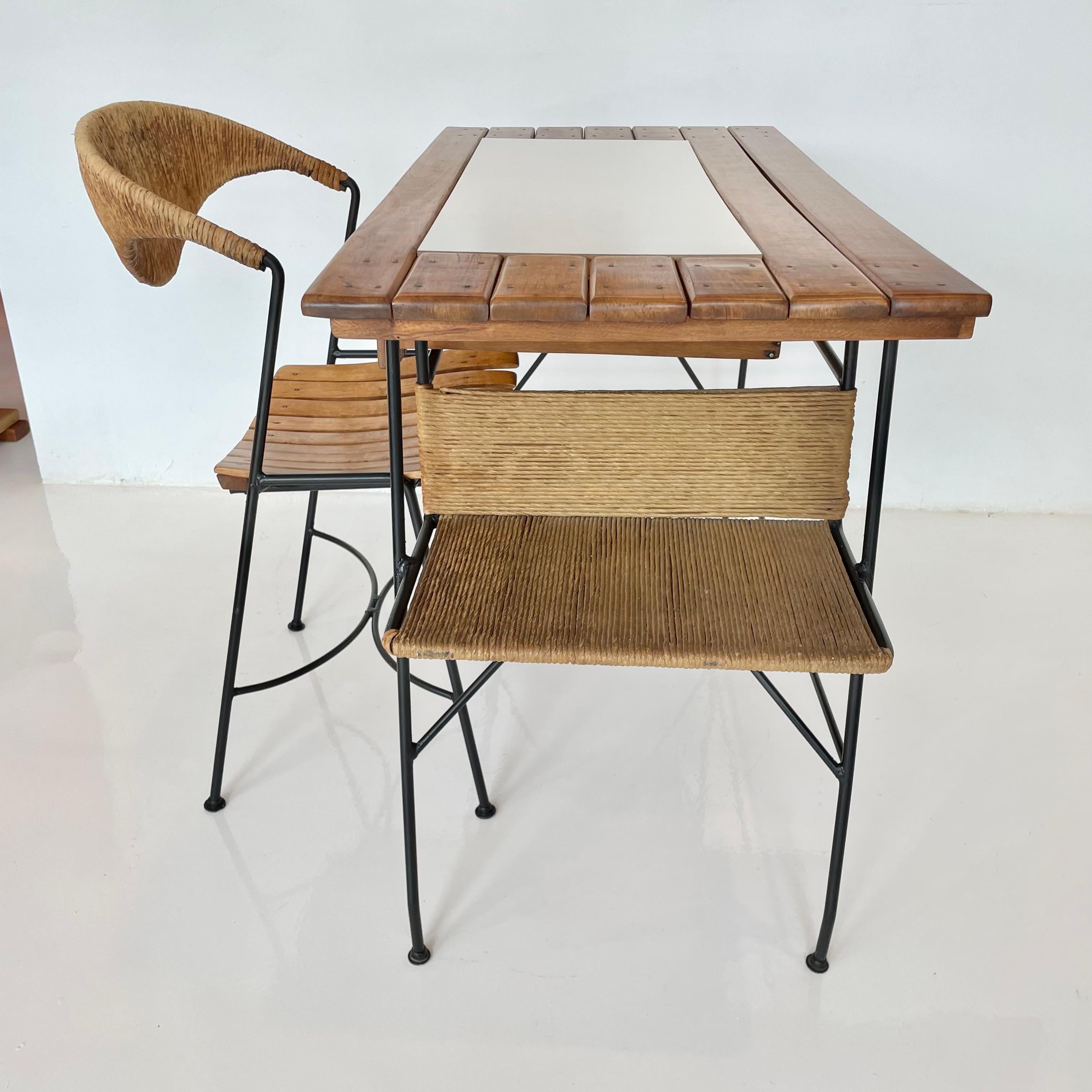 Mid-20th Century Arthur Umanoff Matching Sculptural Desk and Chair For Sale