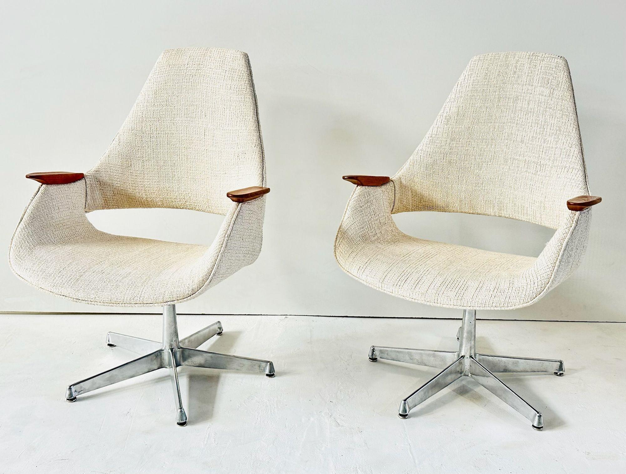 Arthur Umanoff Paar Lounge-/Schreibtischstühle, 1960 (Moderne der Mitte des Jahrhunderts) im Angebot