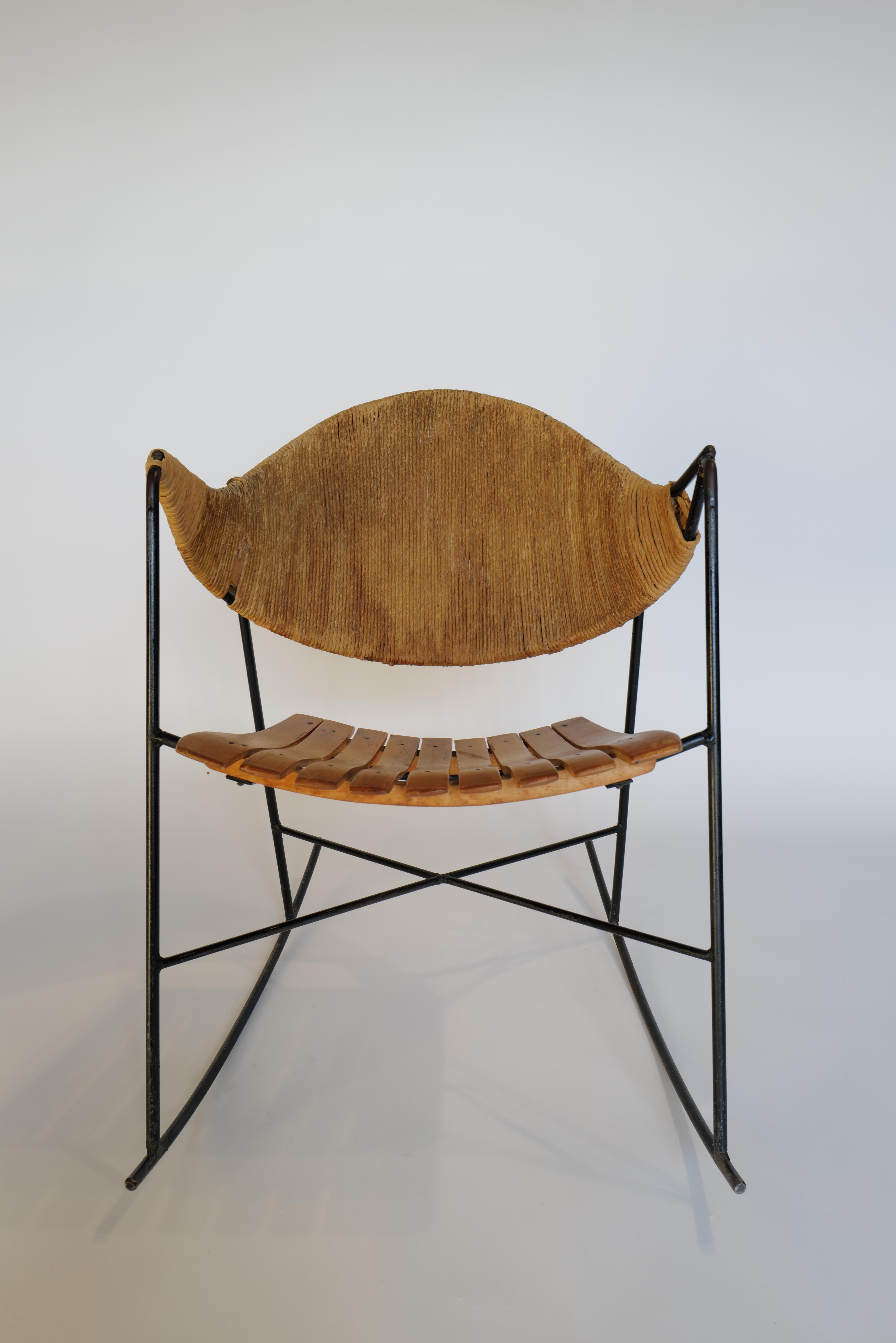 Mid-Century Modern Arthur Umanoff Rocking Chair For Sale