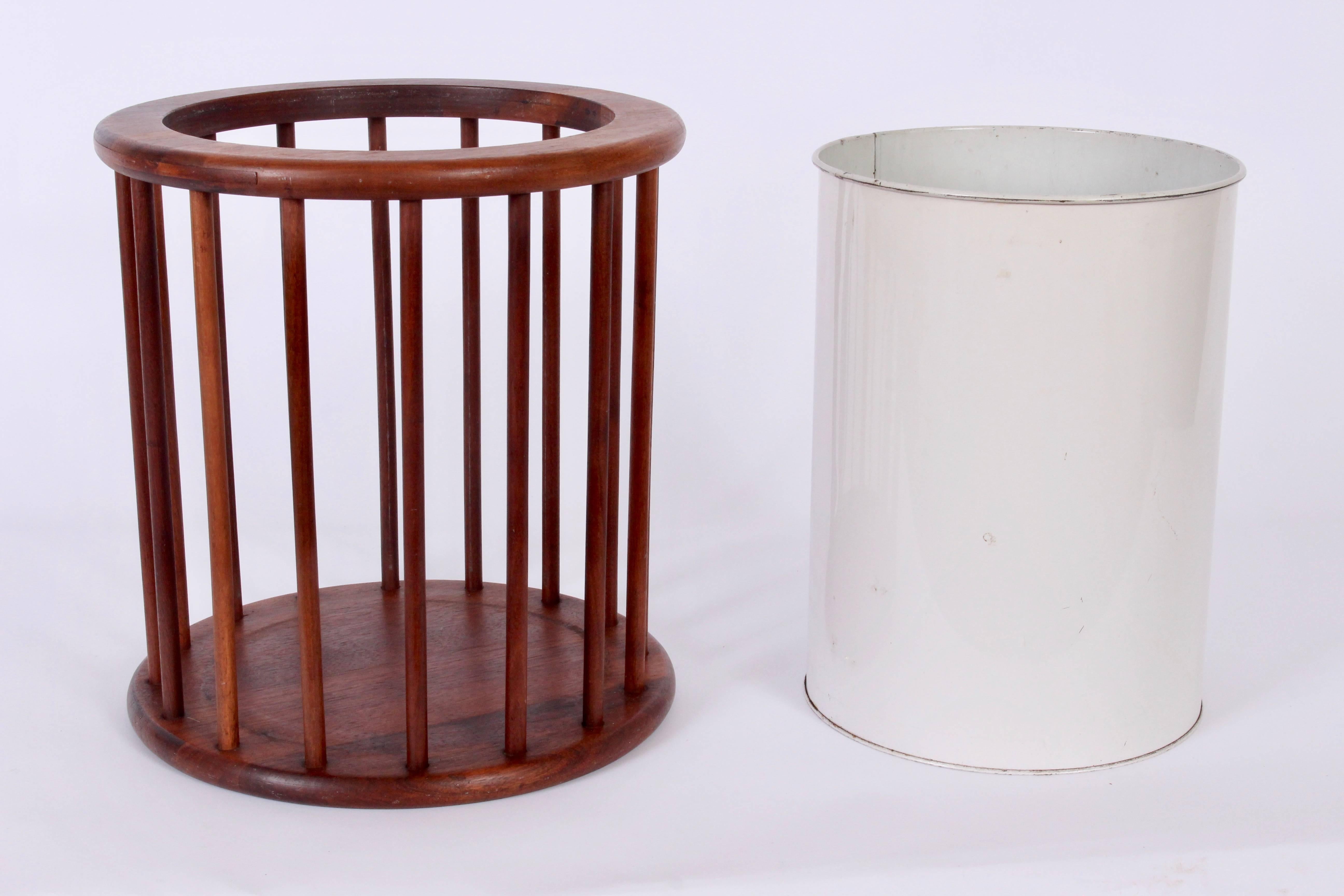 Mid-Century Modern Arthur Umanoff Round Spindle Walnut Waste Basket, Circa 1960 For Sale