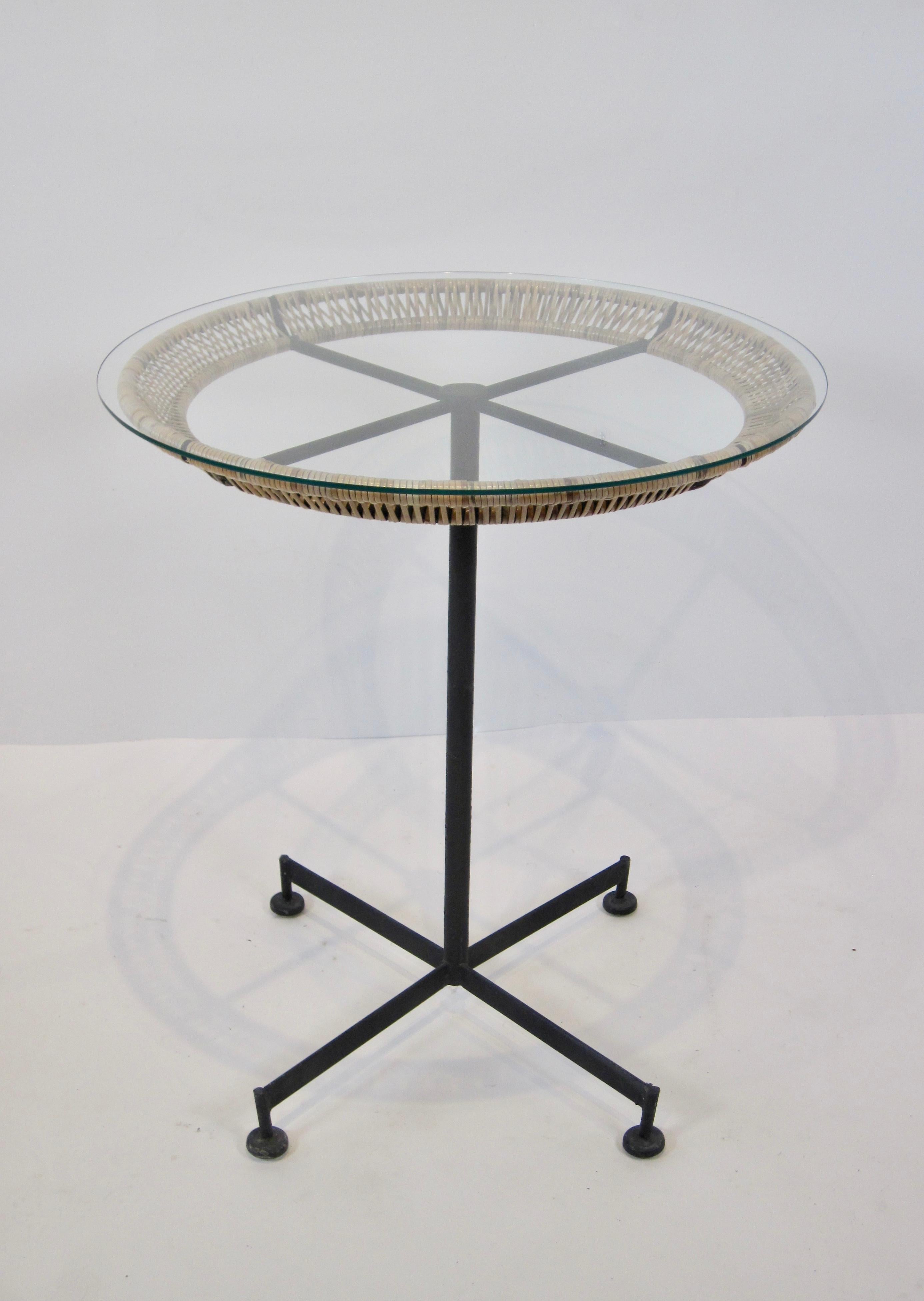 Arthur Umanoff Shaver Howard Bistro Table and Two Chairs In Good Condition In Ferndale, MI