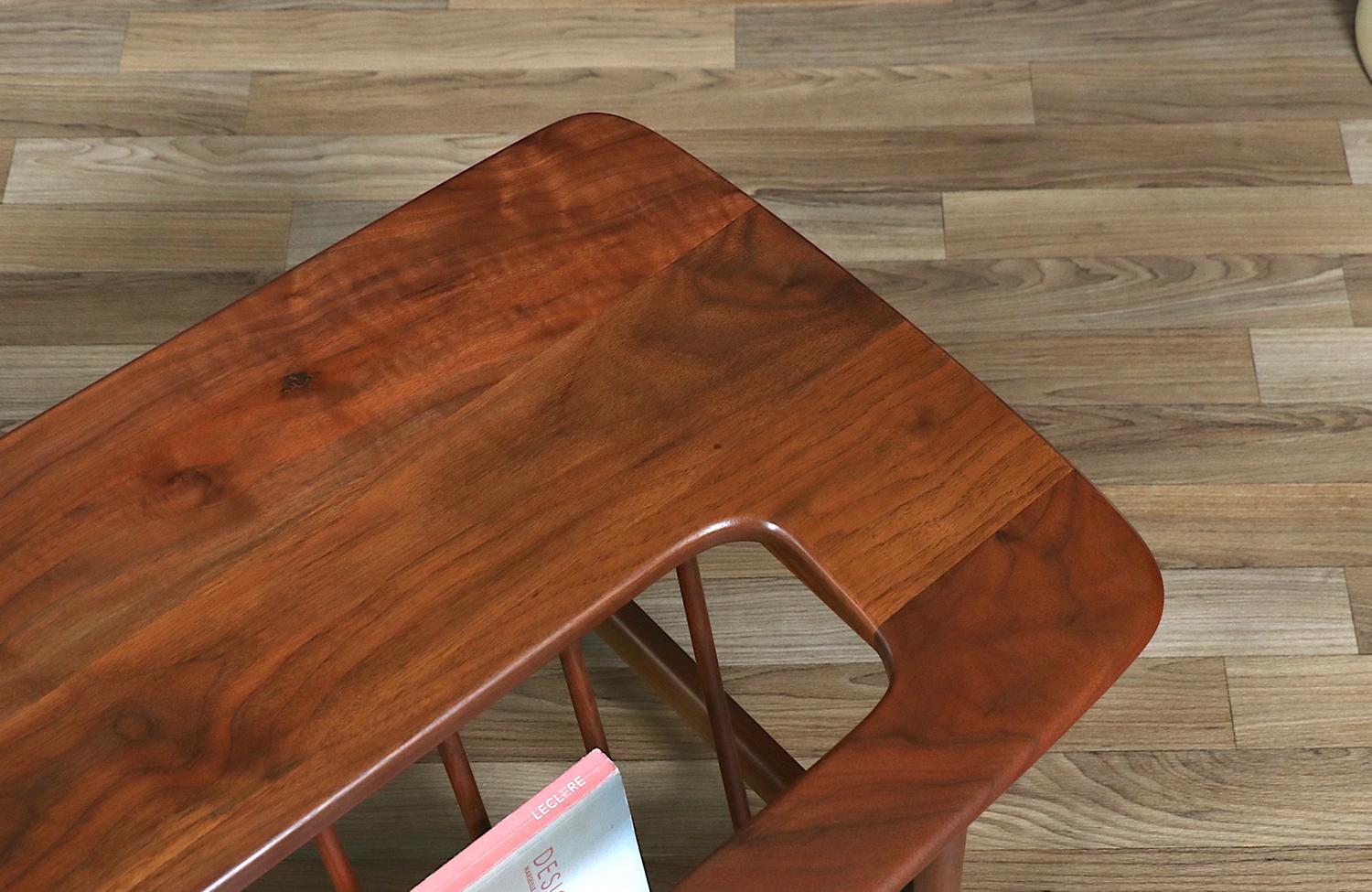 Expertly Restored - Arthur Umanoff Spindle Coffee Table w/ Magazine Shelf For Sale 2
