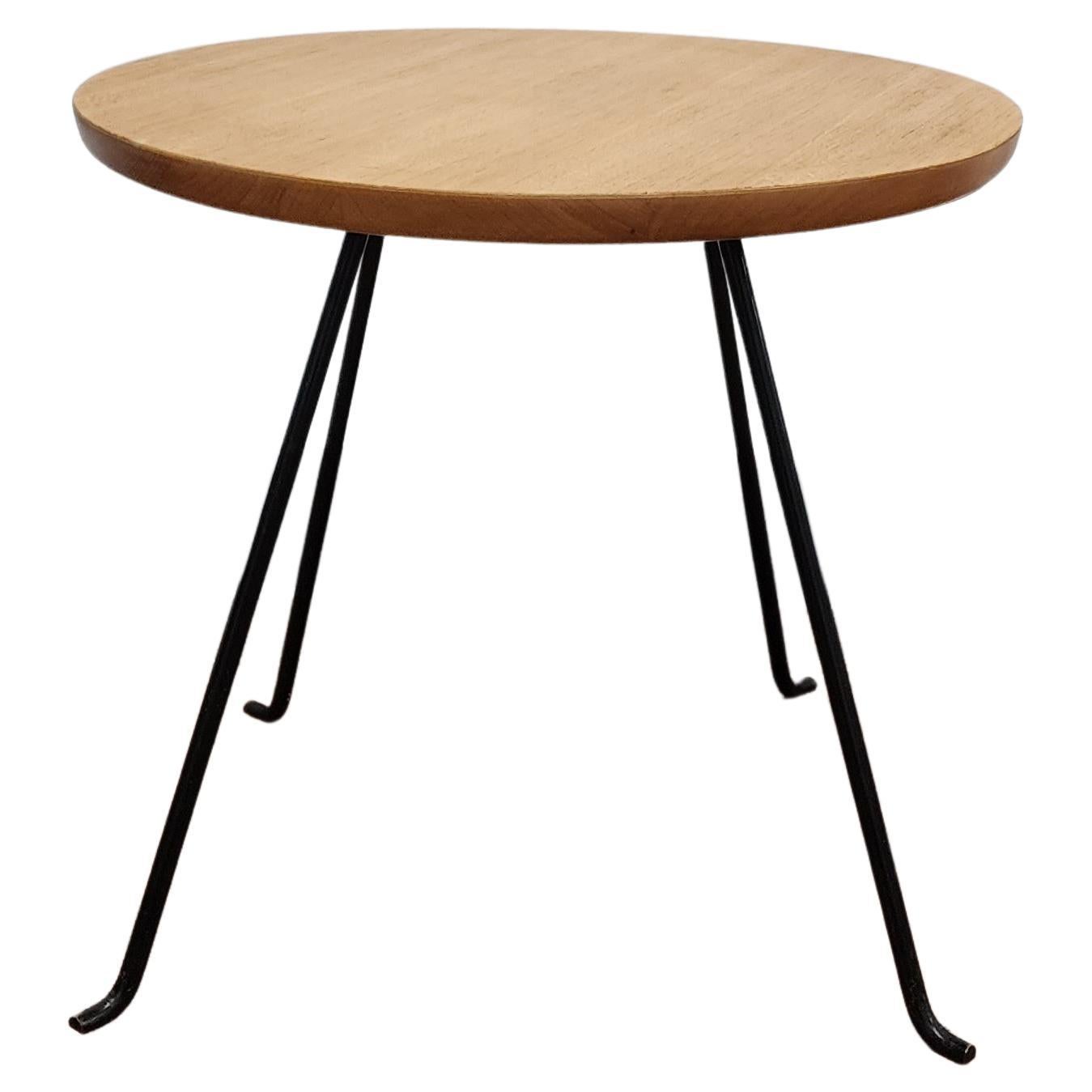 Arthur Umanoff Stil Mid Century Modern Low Beistelltisch im Angebot