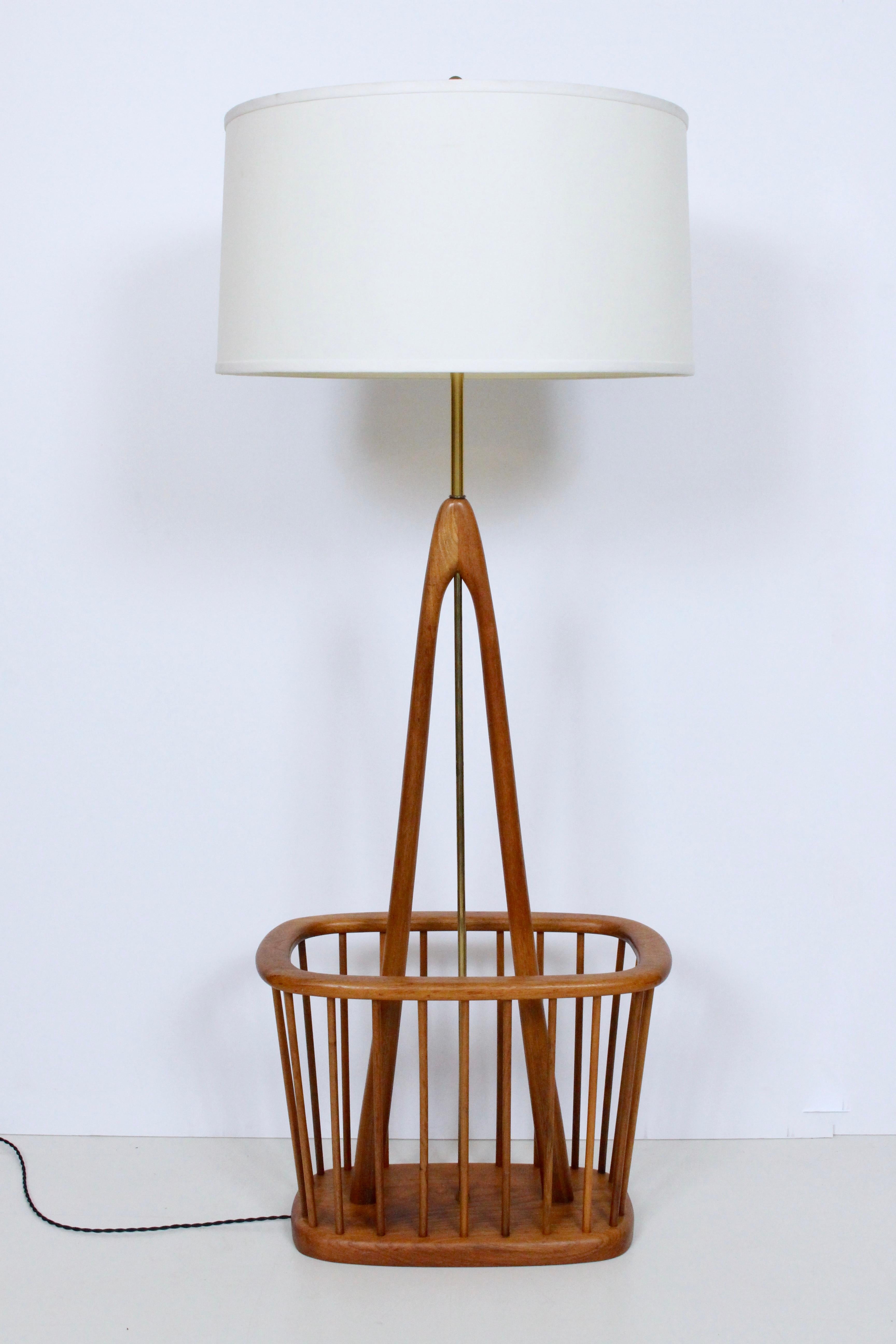 Arthur Umanoff Teak and Brass Floor Lamp, Magazine Rack, 1960's In Good Condition For Sale In Bainbridge, NY